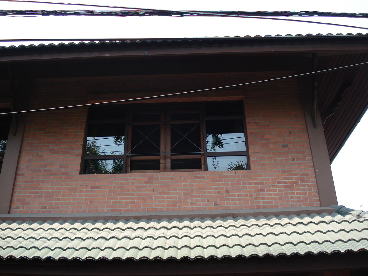 照片 泰国(Thailand) 清迈(Chiang Mai) 护城河内(Inside Canal) 2006-04 55