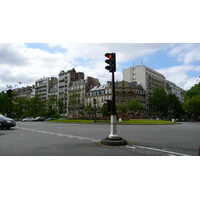 照片 法国(France) 巴黎(Paris) 第十七区(17th Arrondissement) 瓦格拉姆广场(Place Wagram) 2007-05 7