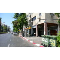 照片 以色列(Israel) 特拉维夫(Tel Aviv) 伊本·加比罗尔街(Ibn Gvirol Street) 2007-06 47