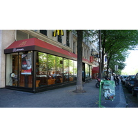 照片 法国(France) 巴黎(Paris) 第十七区(17th Arrondissement) 瓦格拉姆大街(Avenue de Wagram) 2007-05 70