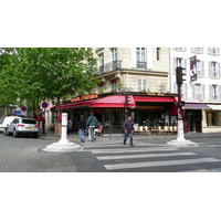 照片 法国(France) 巴黎(Paris) 第十七区(17th Arrondissement) 佩雷尔广场(Place Pereire) 2007-05 45