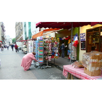 照片 法国(France) 巴黎(Paris) 第十七区(17th Arrondissement) 莱维街(Rue Levis) 2007-05 39