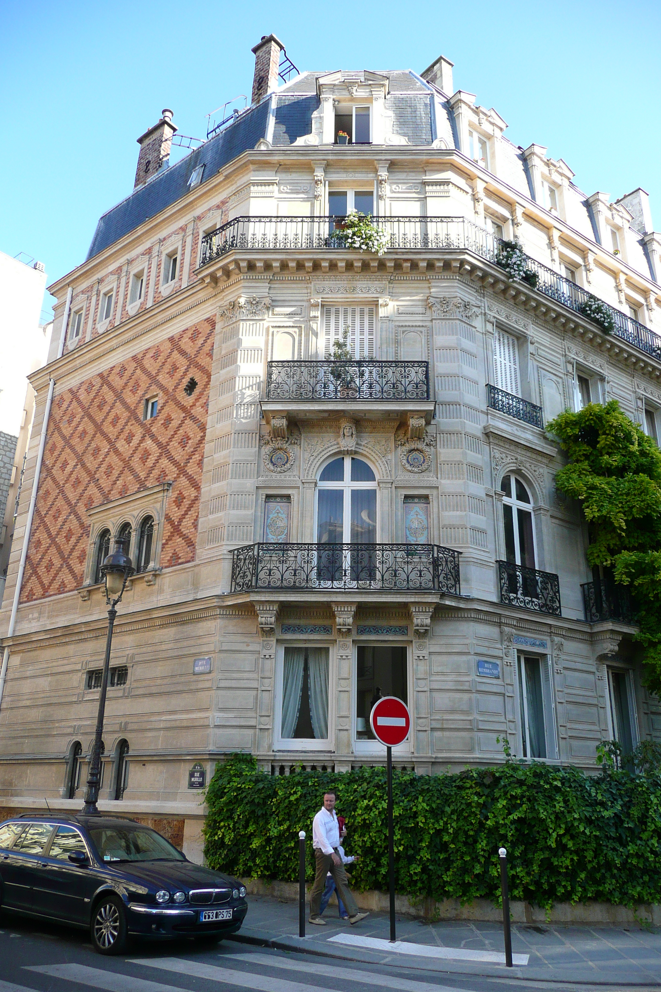 Photo France Paris 8eme Arrondissement Rue Rembrandt 2007-09 13