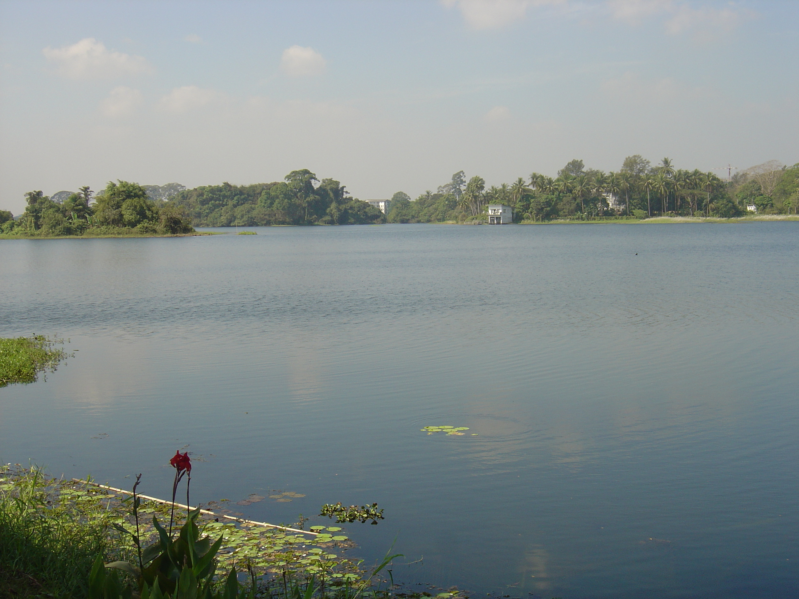 Photo Birmanie (Myanmar) Rangoun Hotel Dusit Inya Lake 2005-01 7