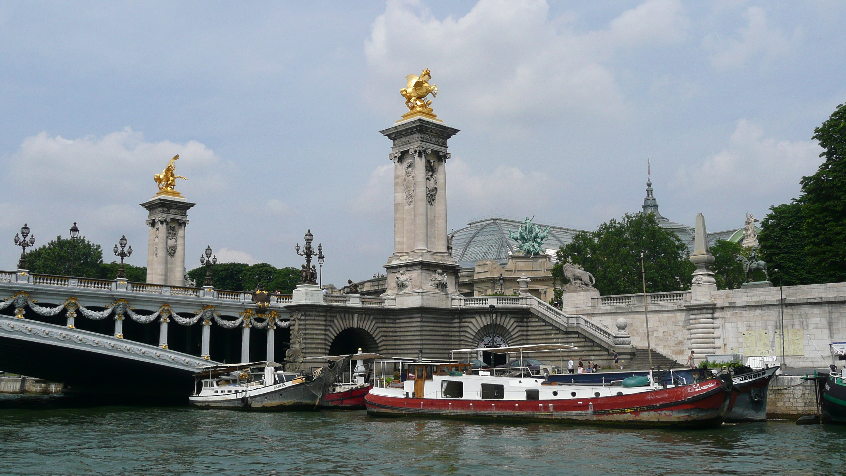 Photo France Paris Péniches Parisiennes 2007-06 15