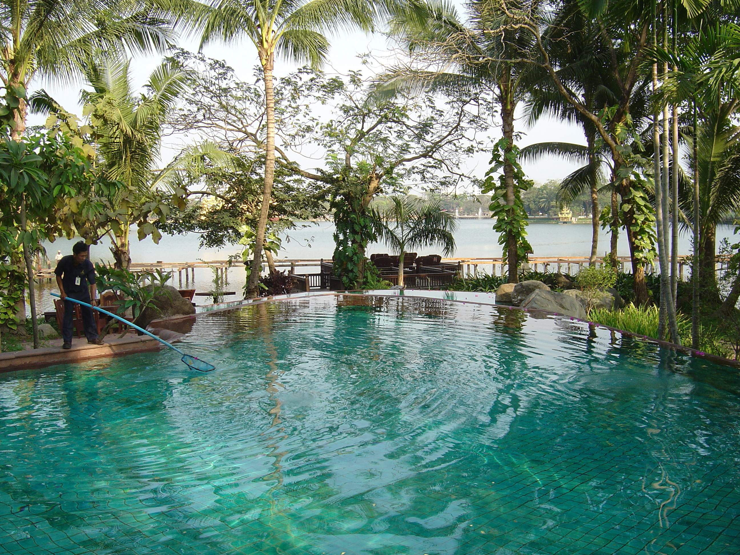 Photo Birmanie (Myanmar) Rangoun Hotel Kandawgyi Palace 2005-01 17