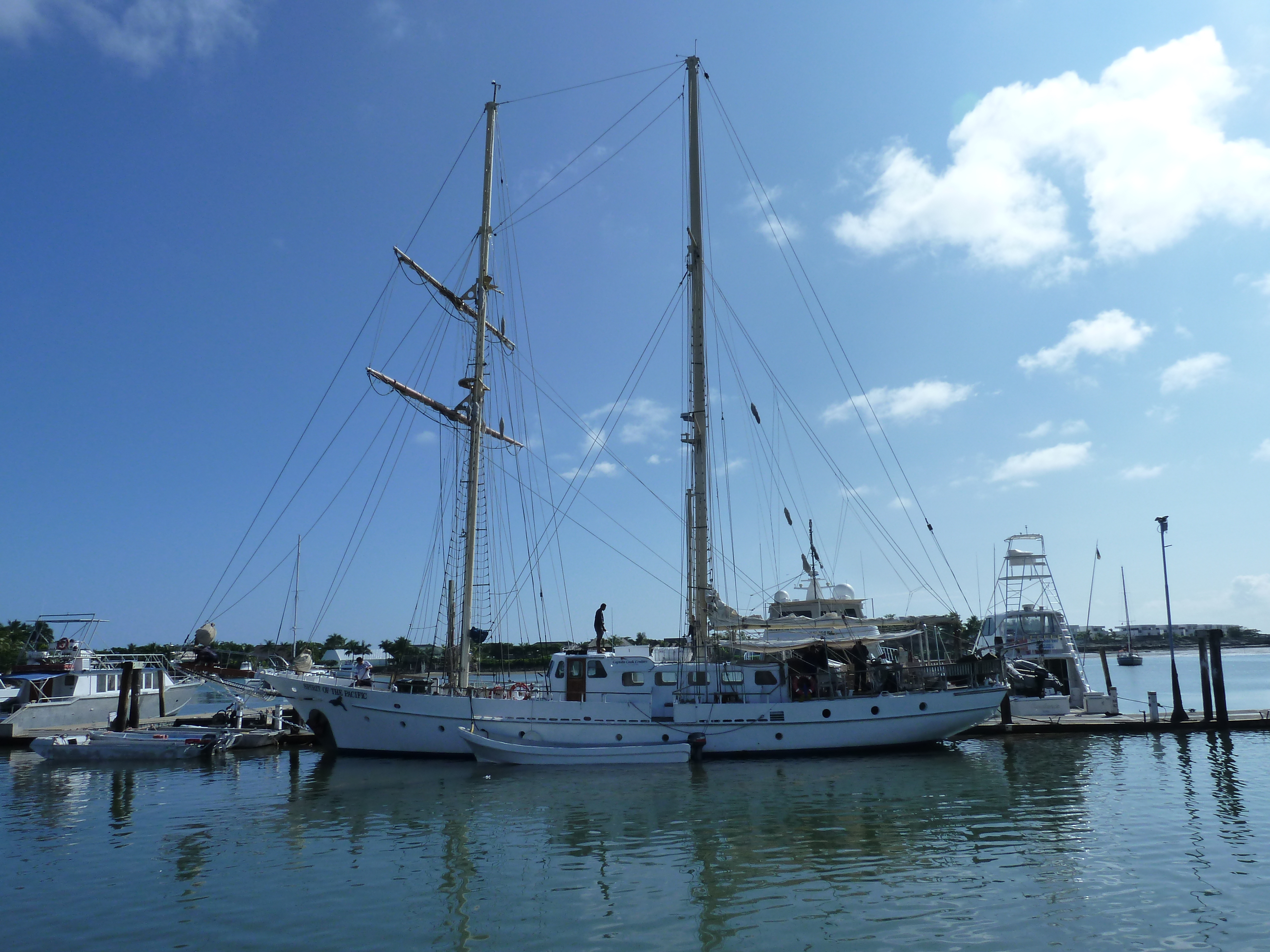 Photo Îles Fidji Port Denarau 2010-05 73