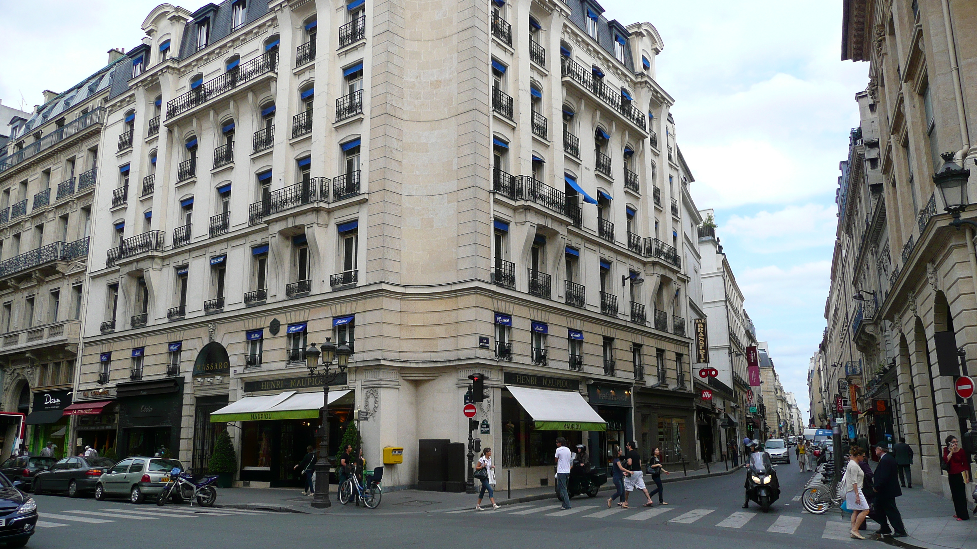 Photo France Paris Rue de la Paix 2007-07 9