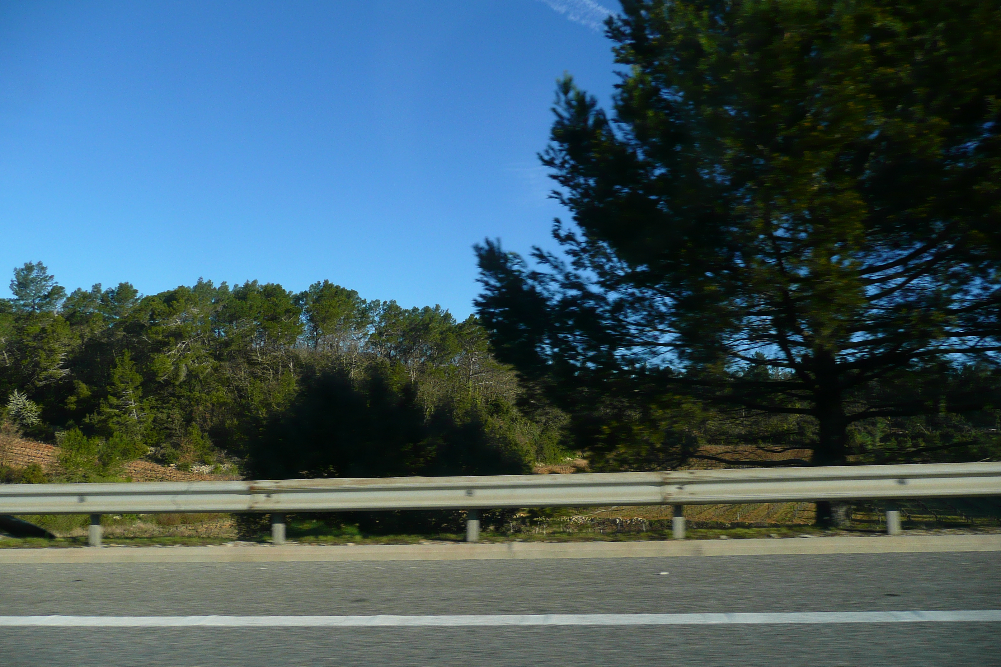 Photo France Côte d'Azur route A8 de Le Luc à Aix 2008-04 79