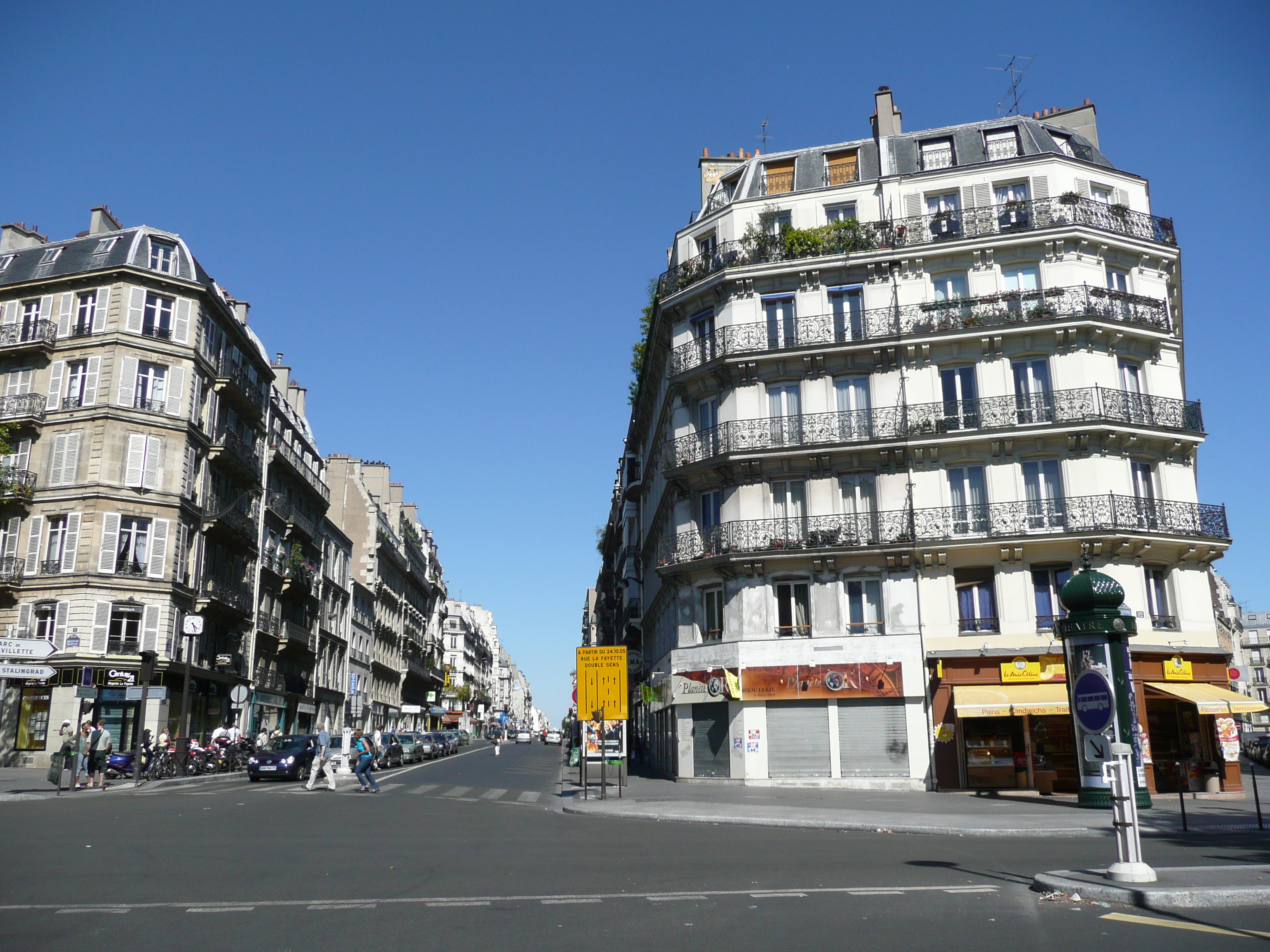 Photo France Paris Rue La Fayette 2007-08 2