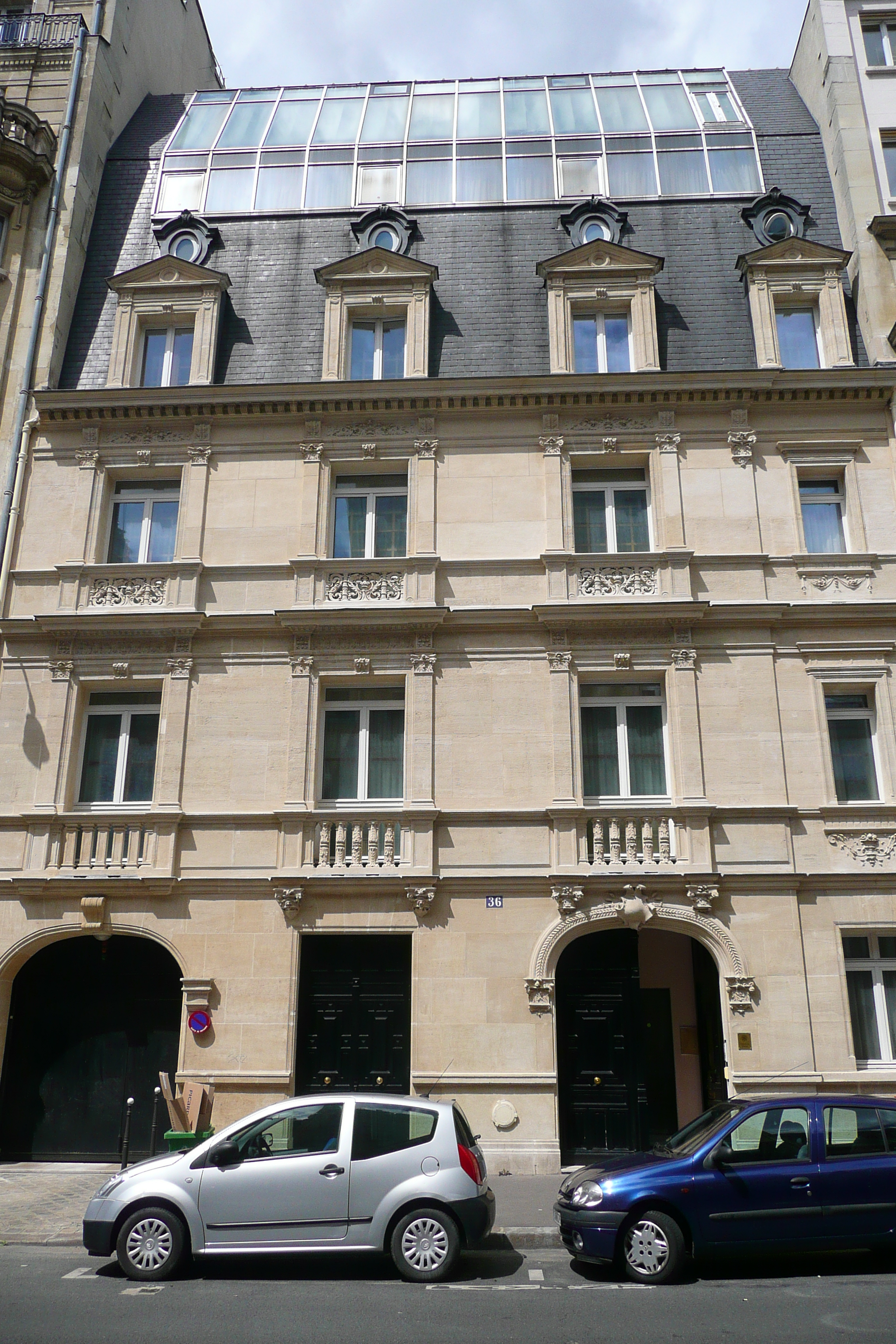 Photo France Paris Rue Ampère 2007-06 1