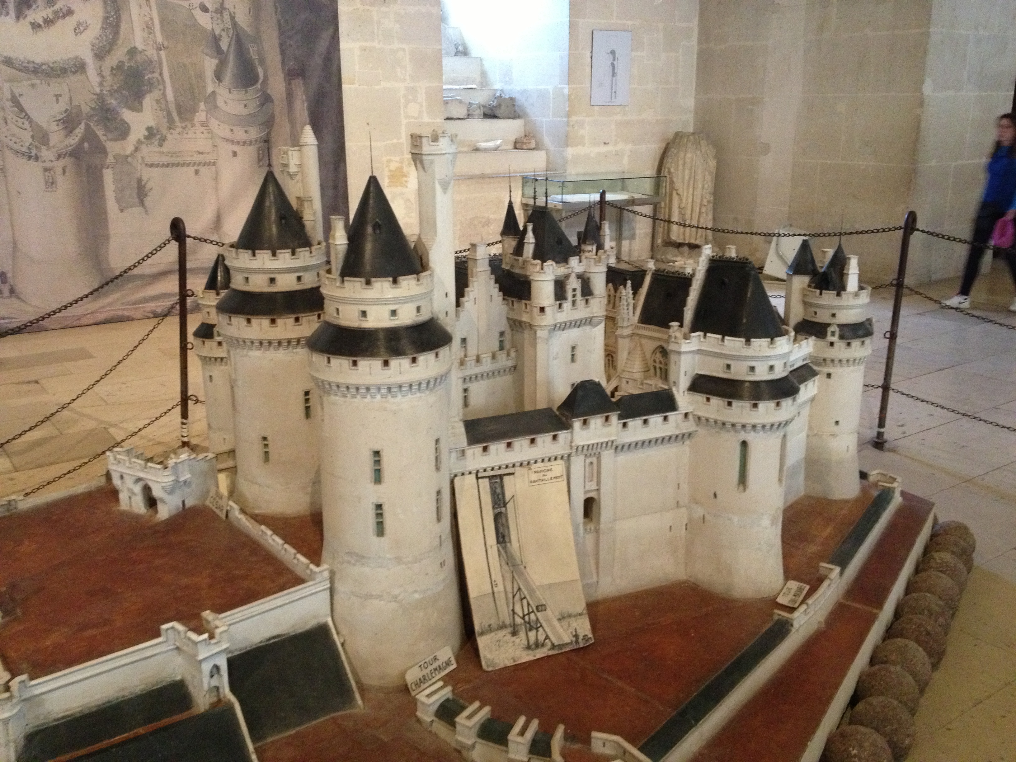 Photo France Pierrefonds 2014-05 58