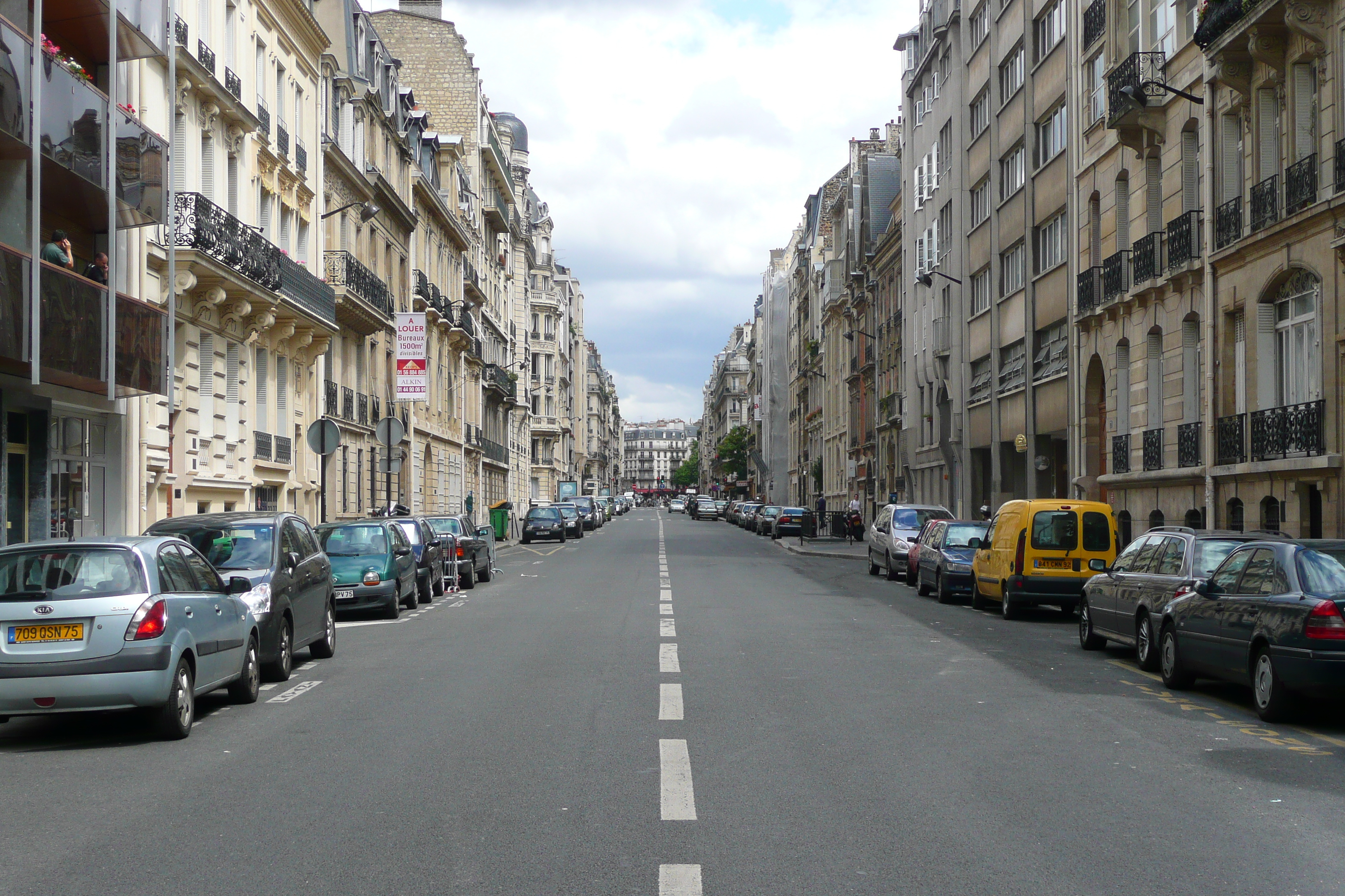 Photo France Paris Rue Ampère 2007-06 34