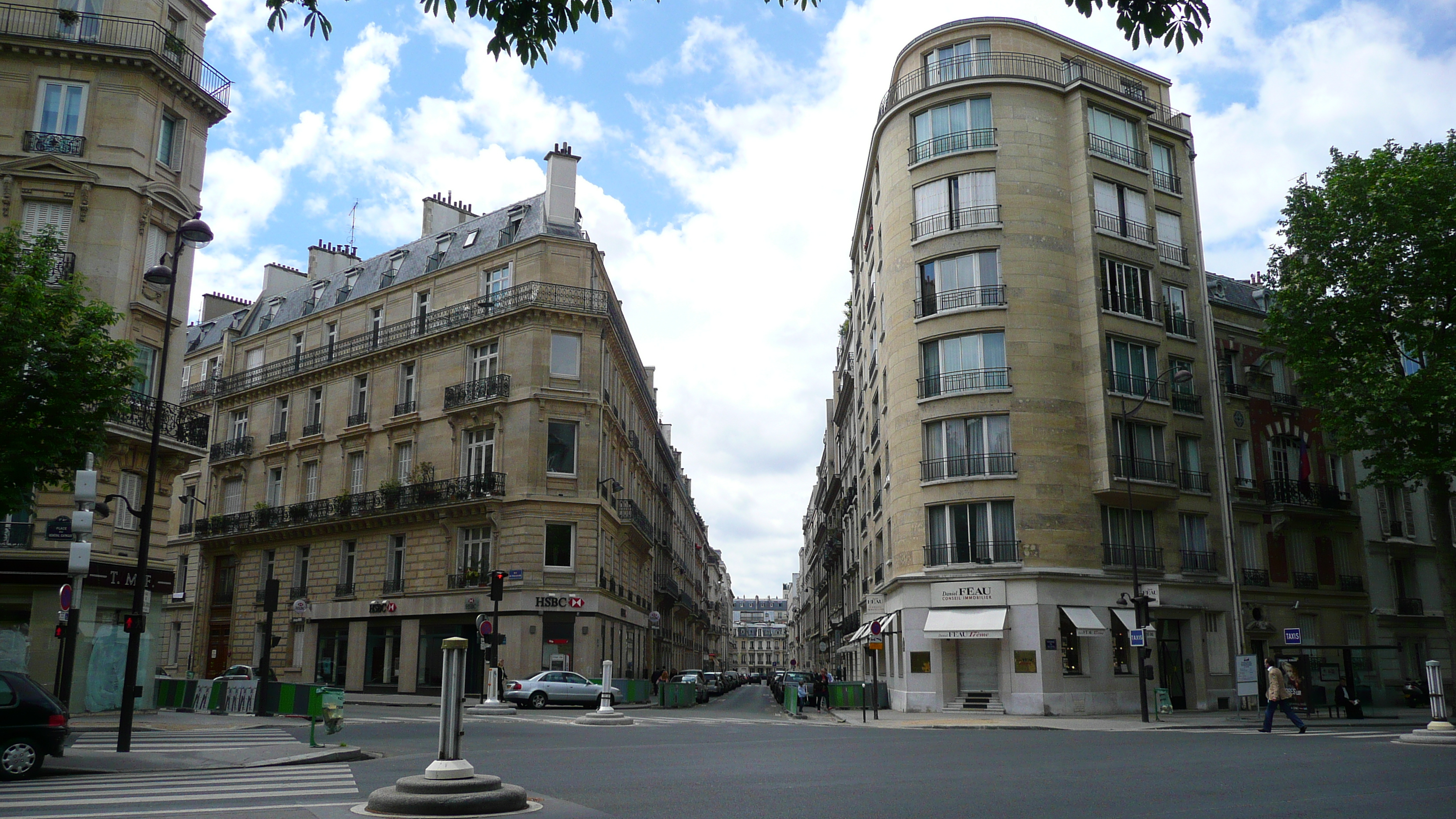 Photo France Paris 17eme Arrondissement Place Malesherbes 2007-05 8