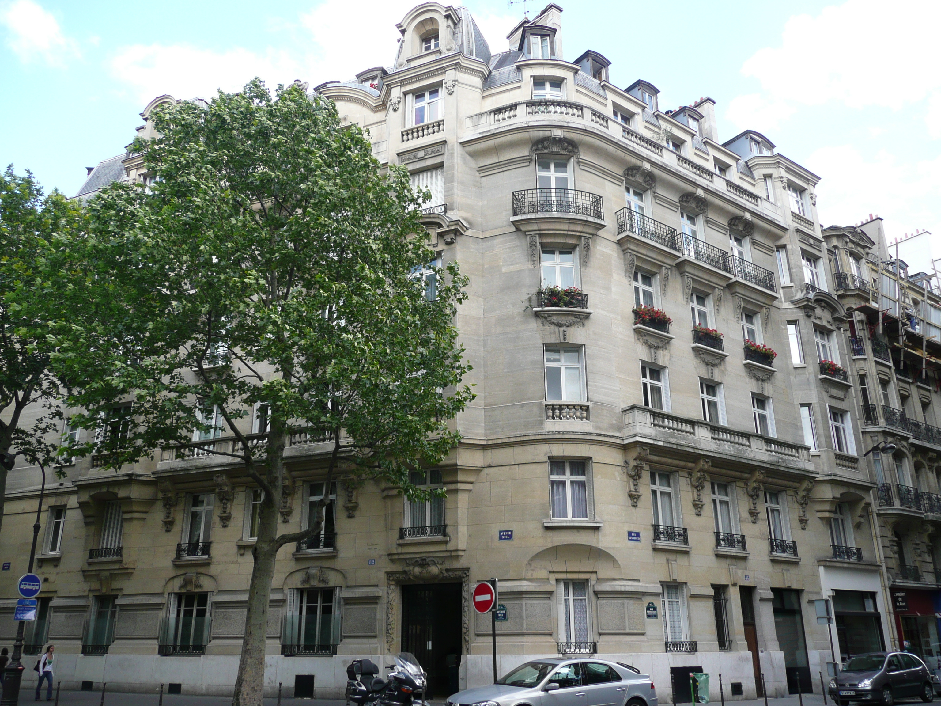 Photo France Paris Avenue Niel 2007-06 17