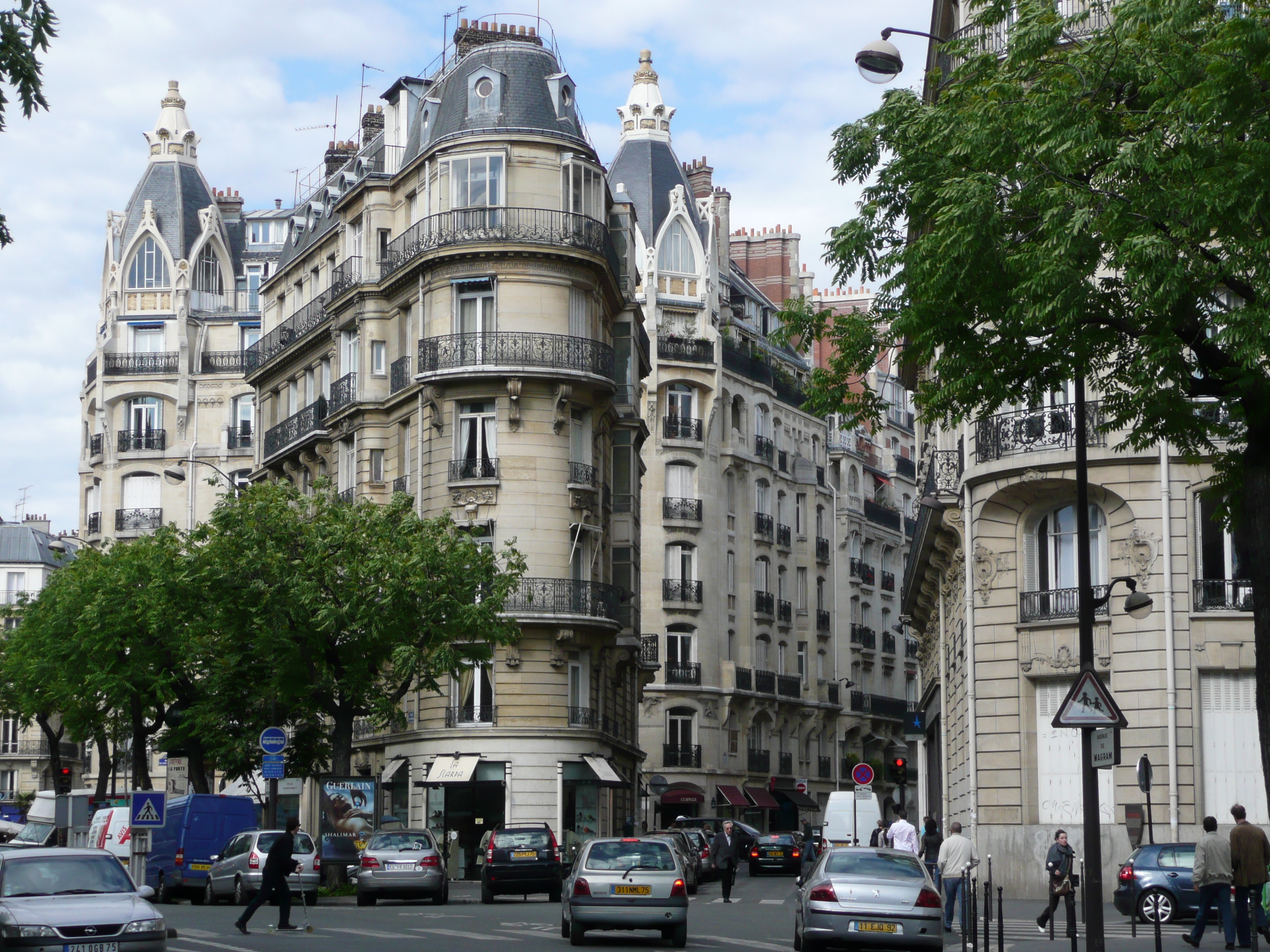 Photo France Paris 17eme Arrondissement Avenue de Wagram 2007-05 48