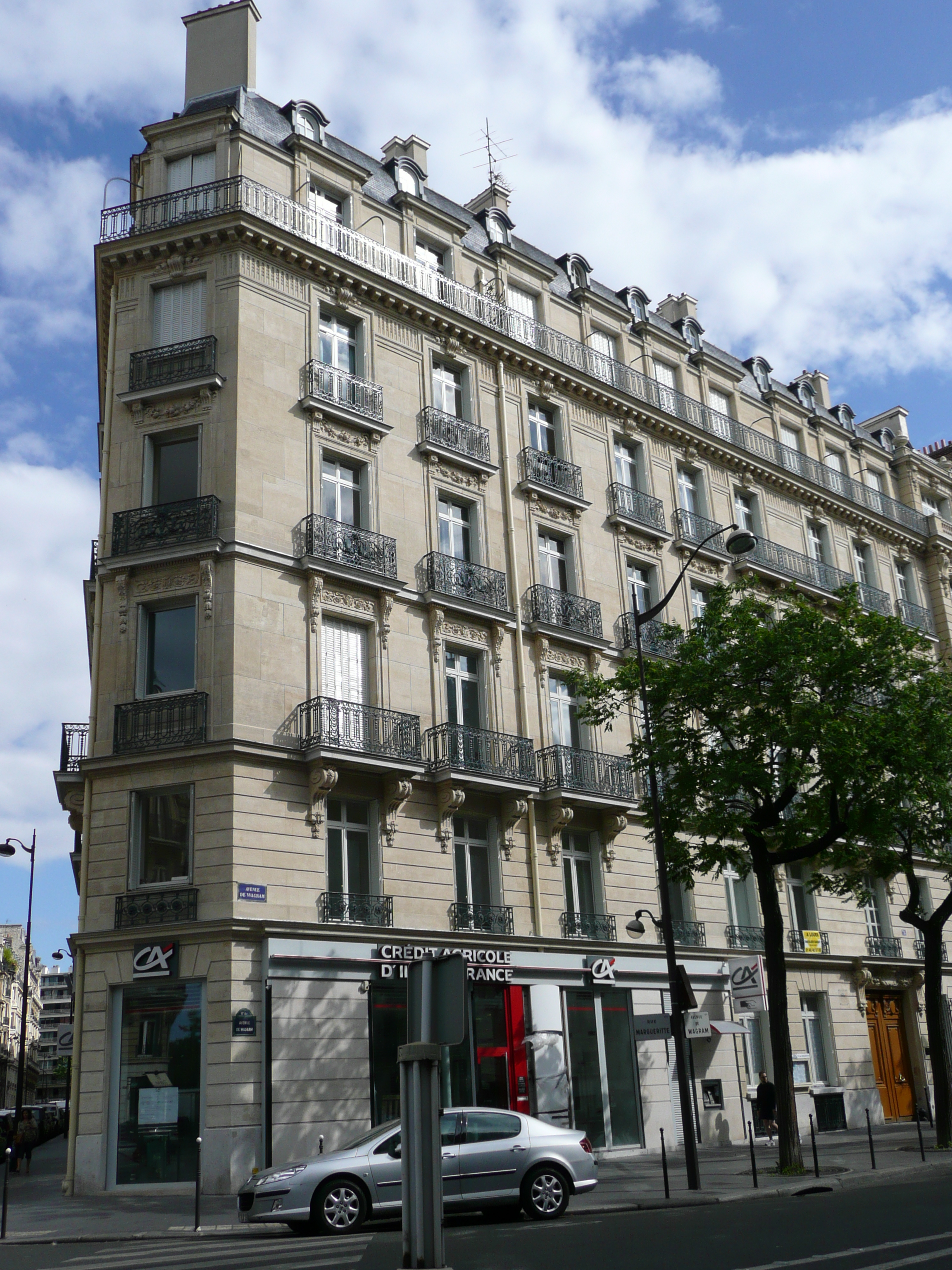 Photo France Paris 17eme Arrondissement Avenue de Wagram 2007-05 56