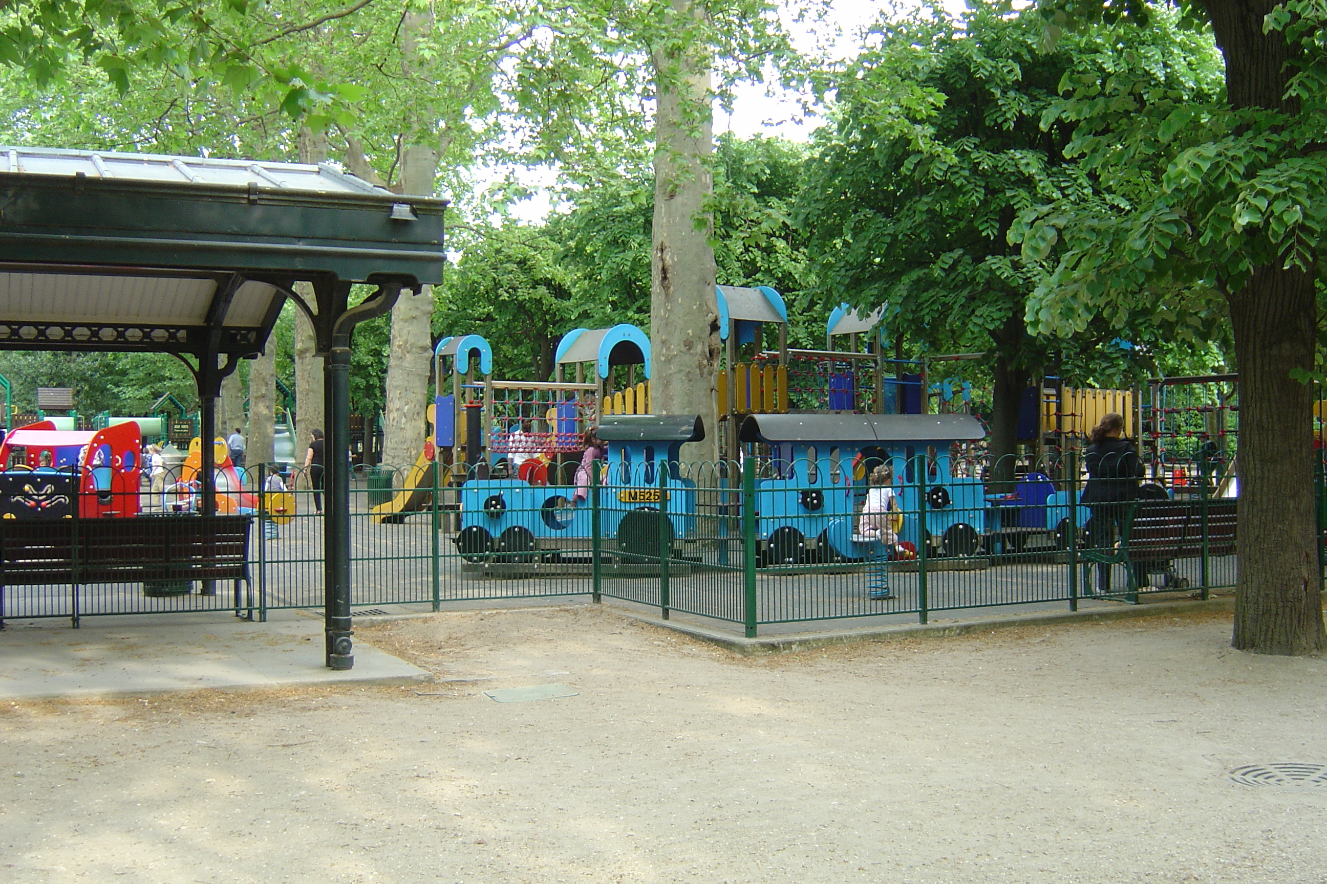 Photo France Paris Jardin du Luxembourg 2007-04 21