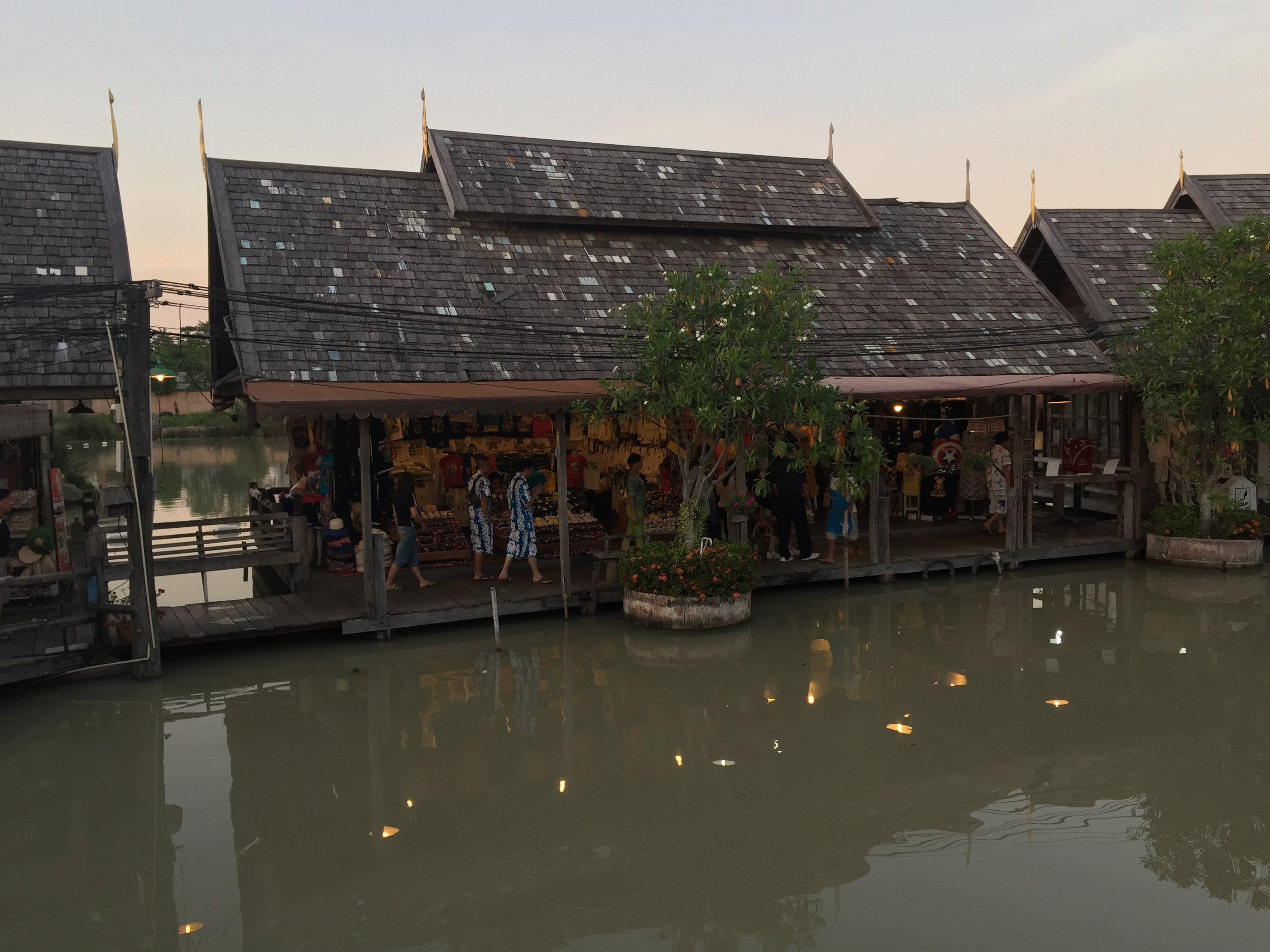 Photo Thaïlande Pattaya Marché flottant 2014-12 39