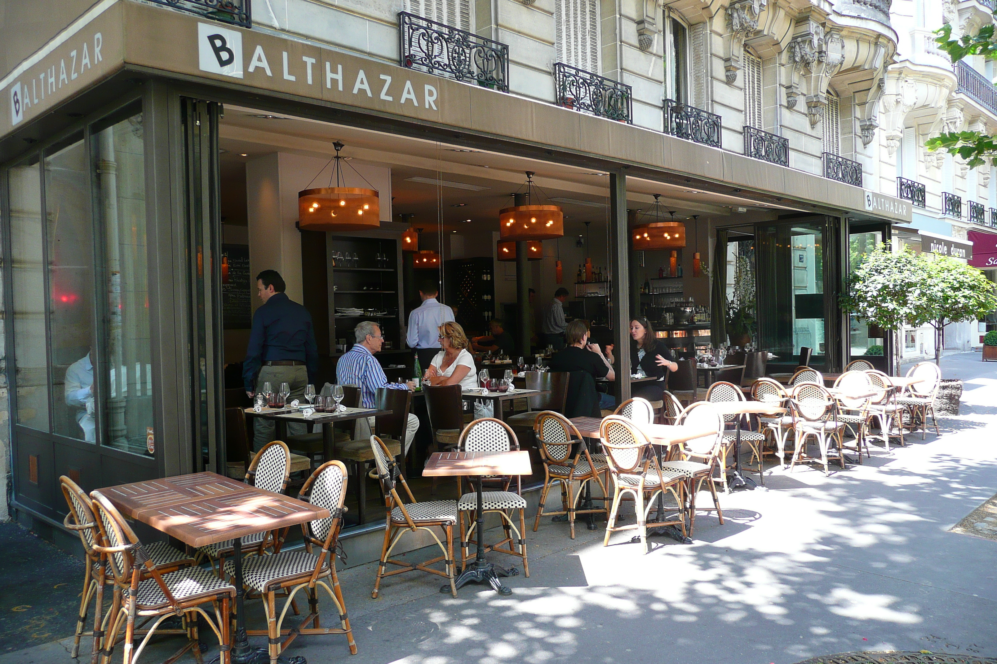 Photo France Paris Avenue Niel 2007-06 44