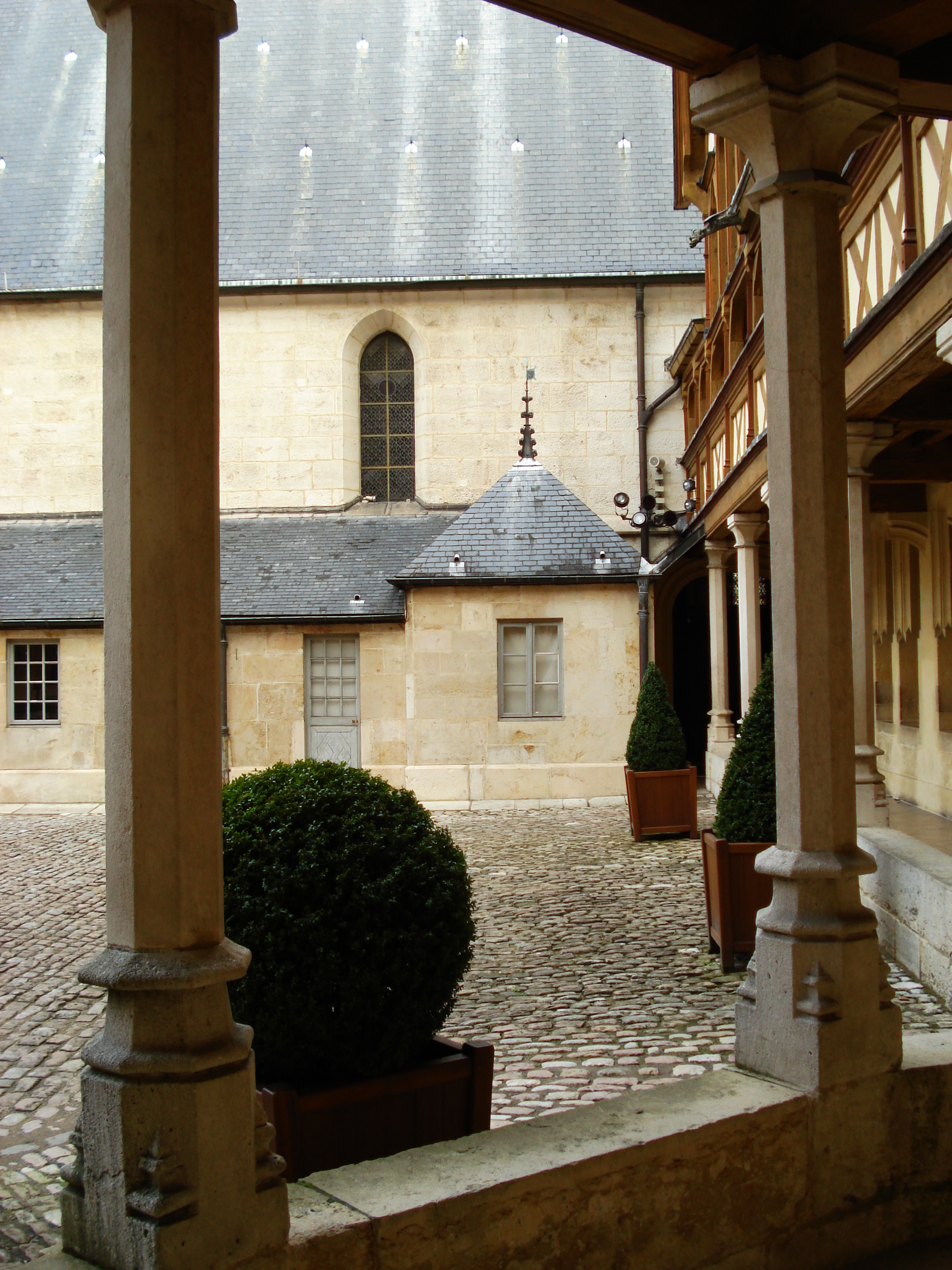 Photo France Beaune Hospices de Beaune 2007-01 29