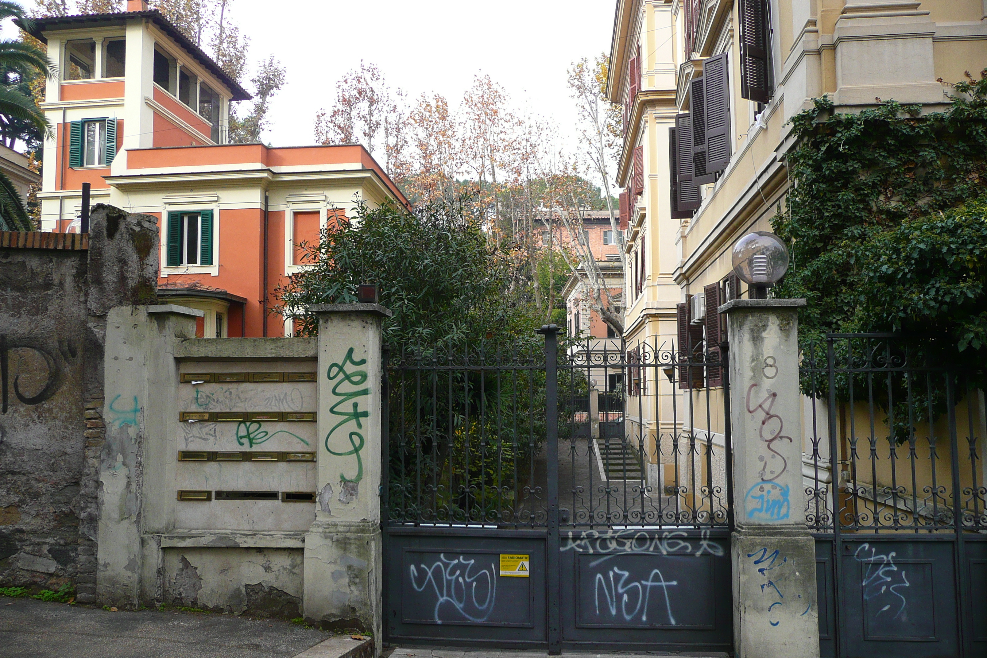 Photo Italie Rome rue Nicola Fabrizi 2007-11 9