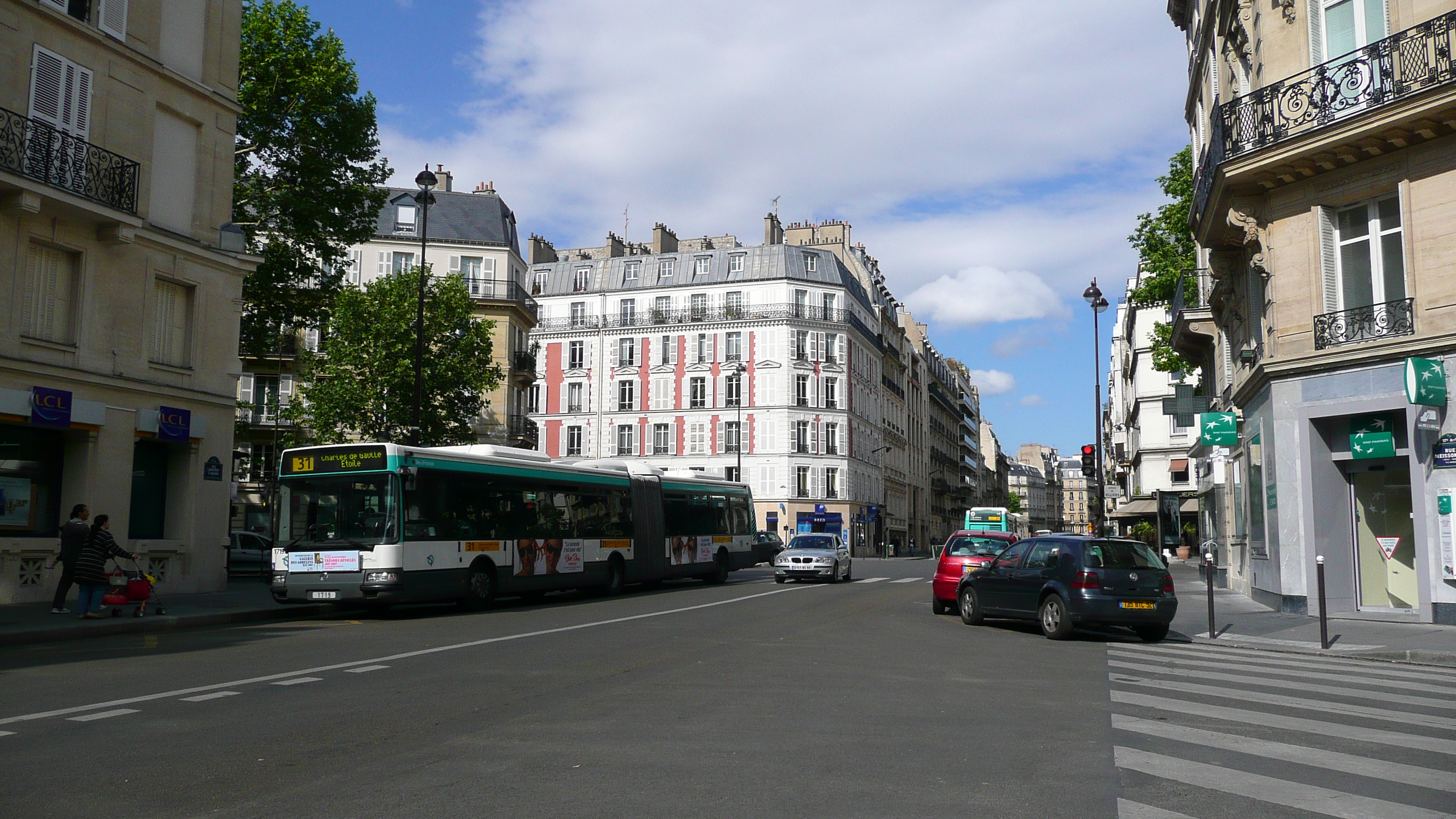 Photo France Paris 17eme Arrondissement Rue Jouffroy d'Abbans 2007-05 27