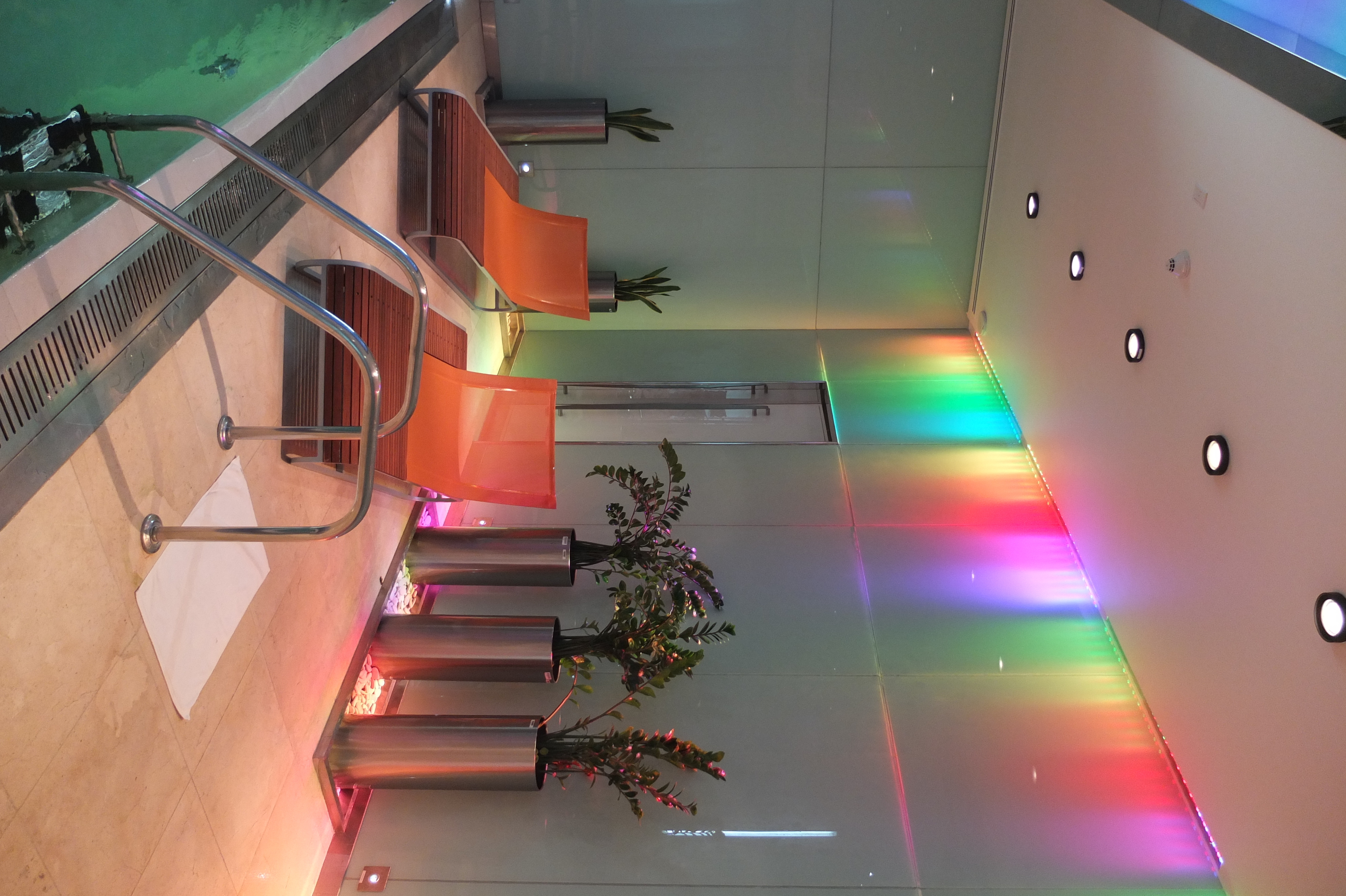 Photo Émirats arabes unis Dubai Hotel Dubai International Airport Terminal 2014-02 56