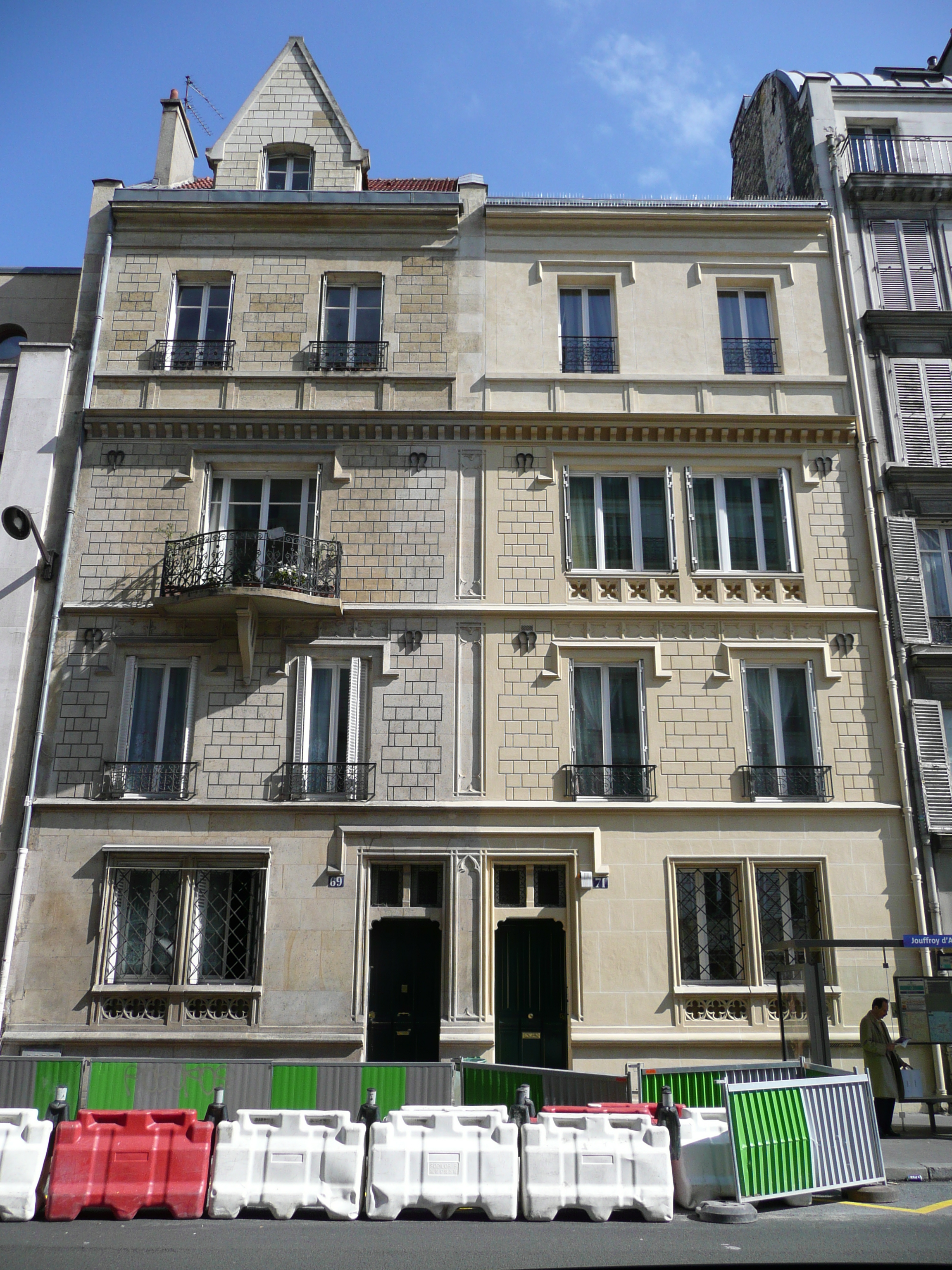 Photo France Paris 17eme Arrondissement Rue Jouffroy d'Abbans 2007-05 48