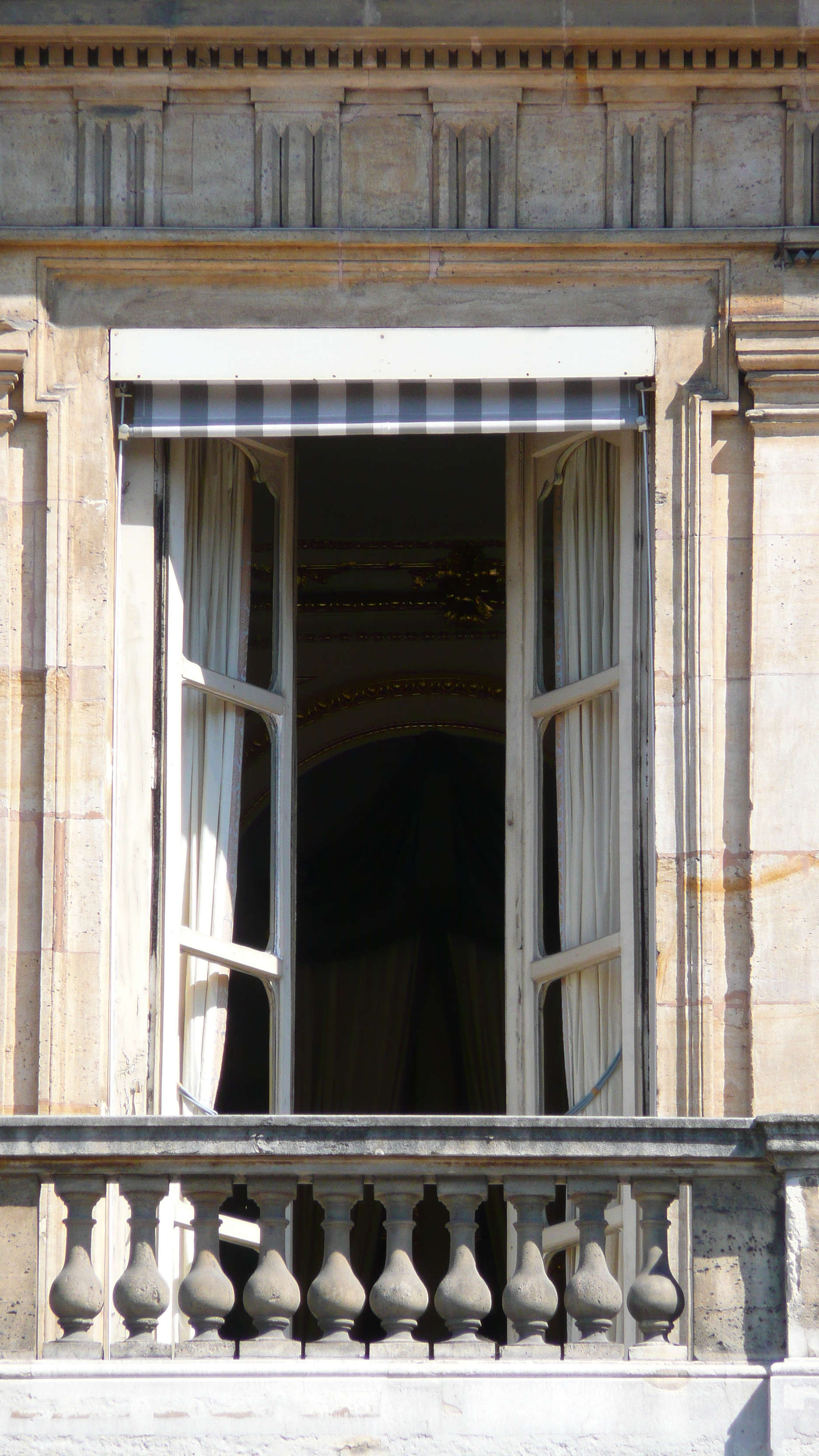 Photo France Paris Palais Royal 2007-08 68