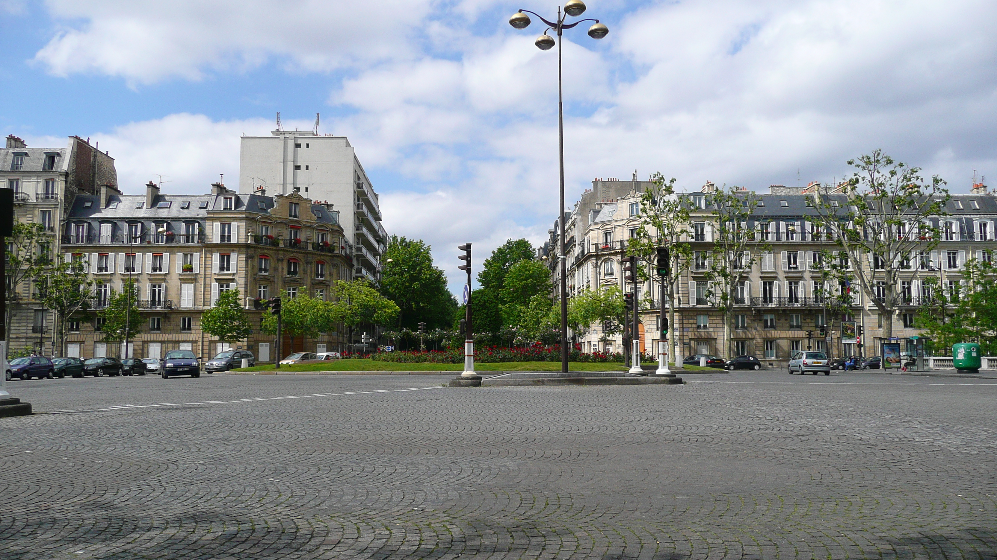 Photo France Paris 17eme Arrondissement Place Wagram 2007-05 10