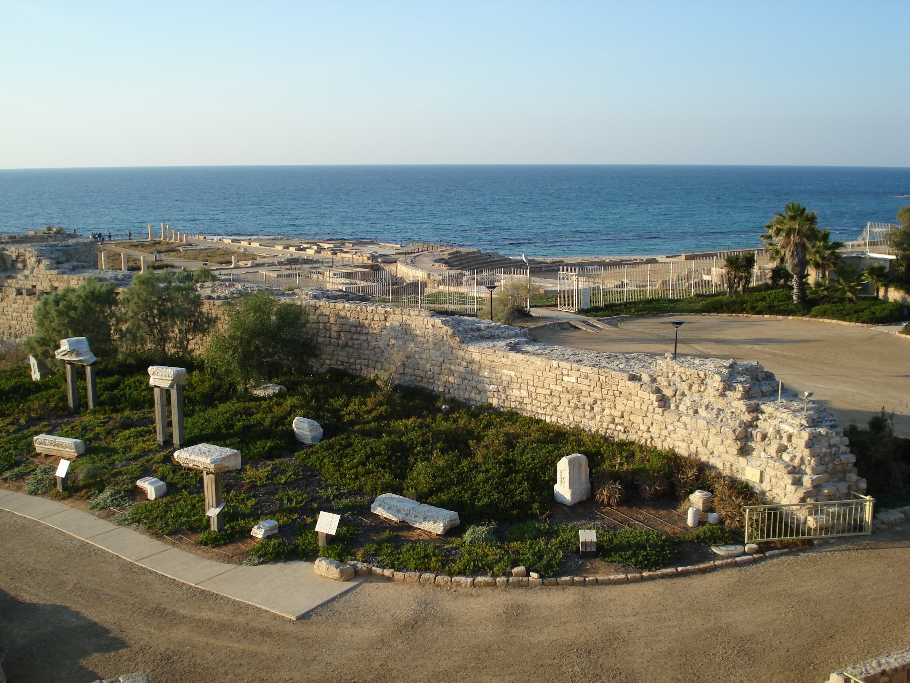 Photo Israel Caesarea 2006-12 145
