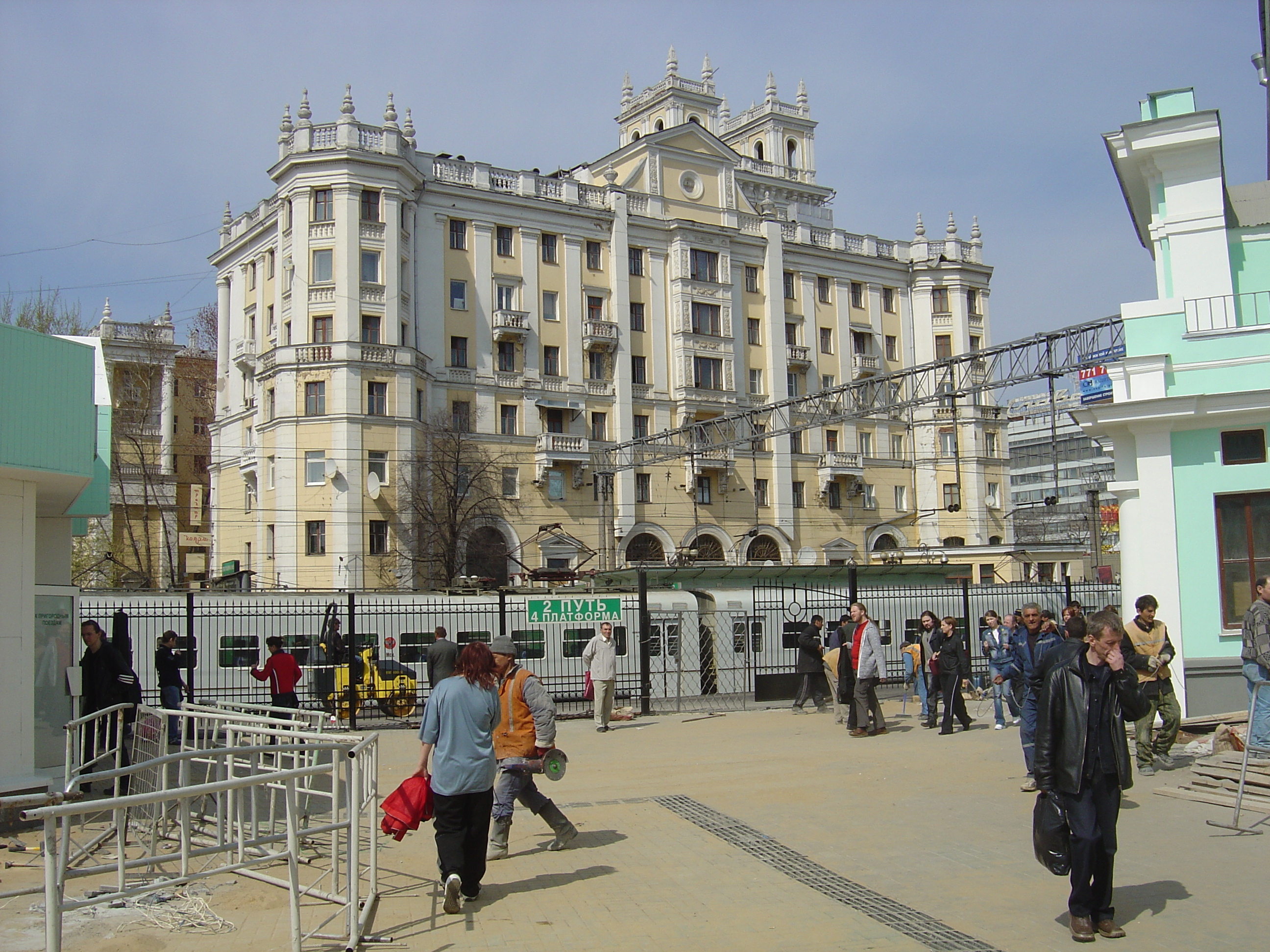 Photo Russie Moscou Rue Tverskaya 2005-04 48