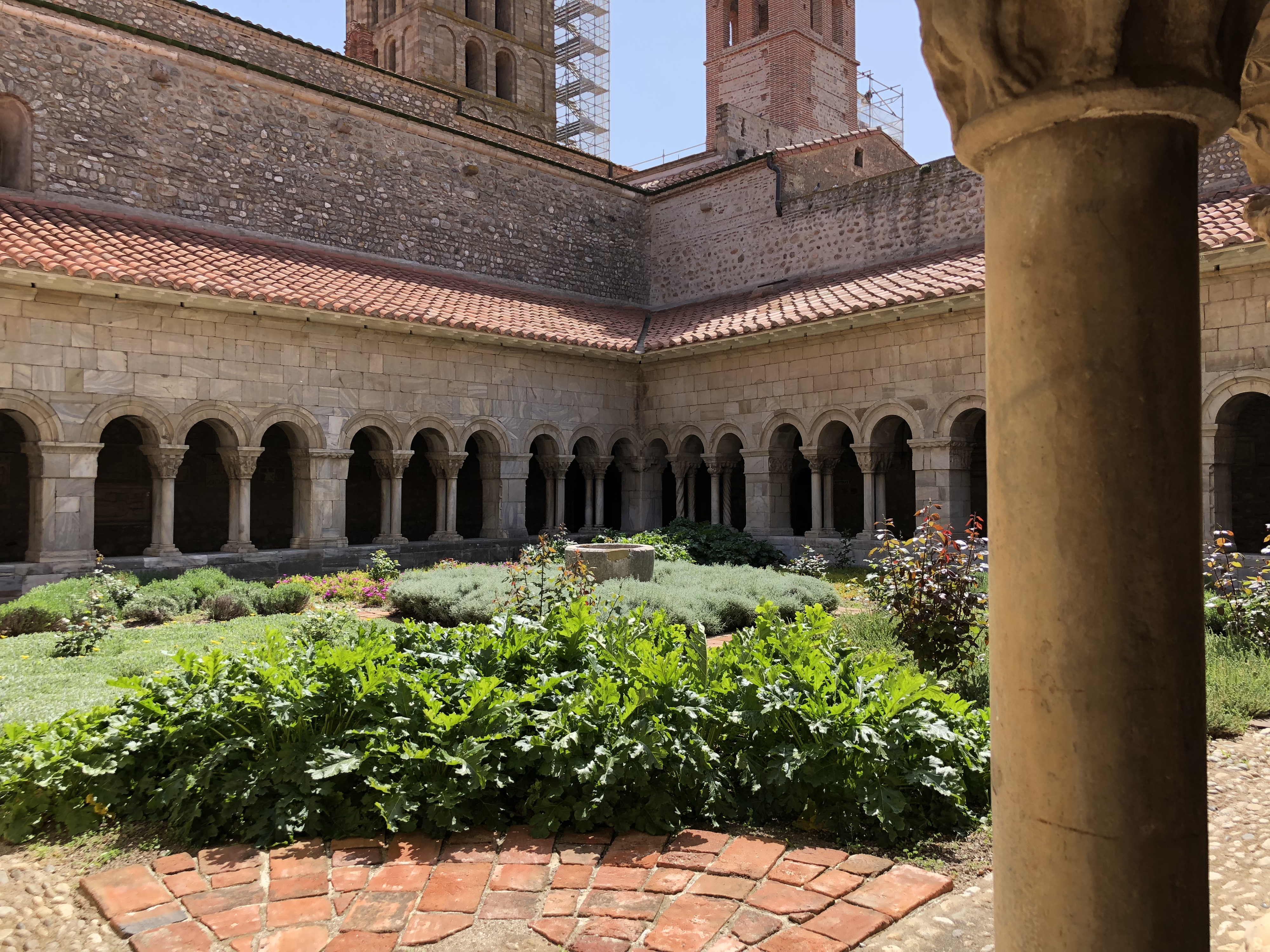 Photo France Elne 2018-04 95