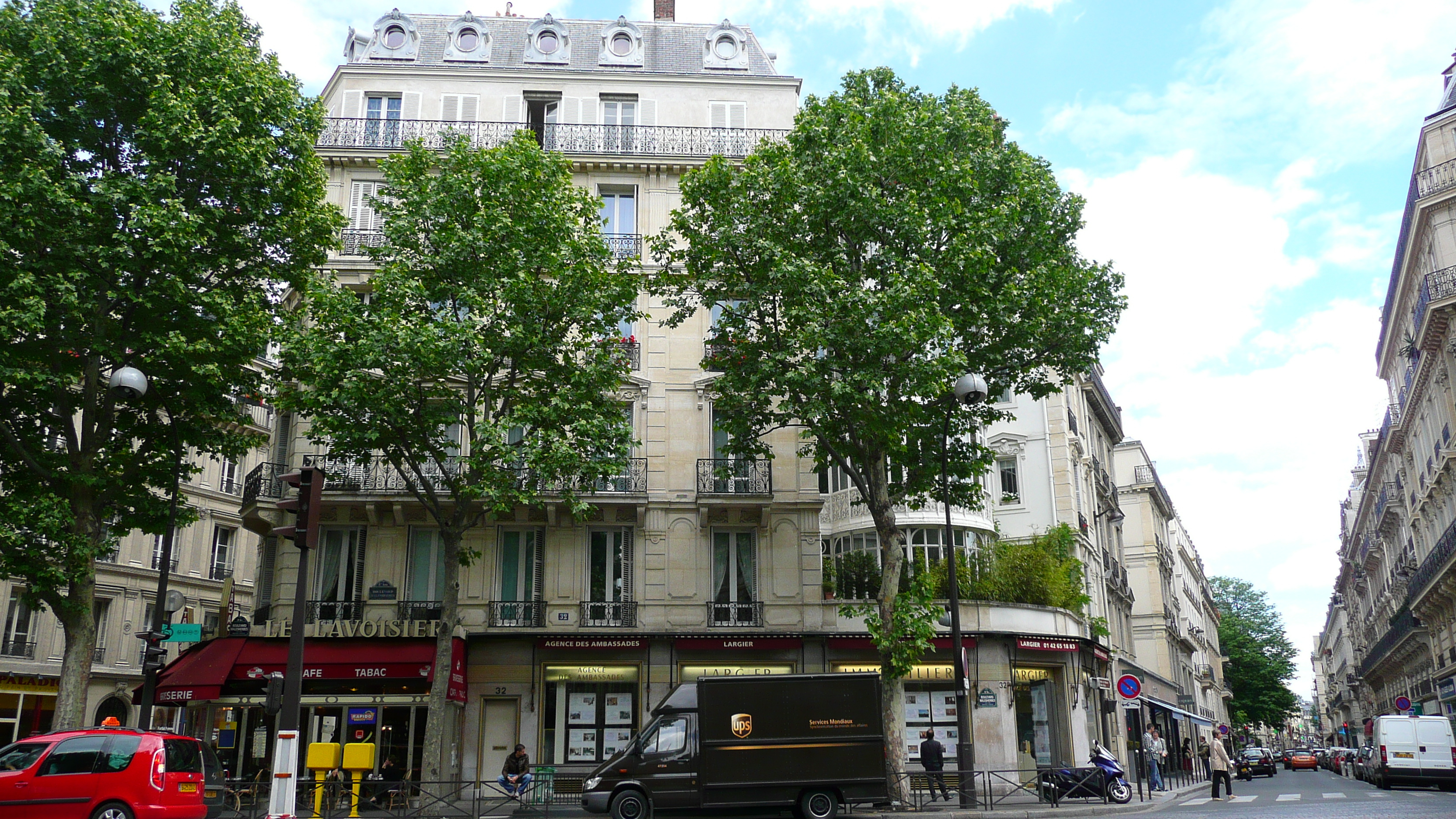 Photo France Paris Boulevard Malesherbes 2007-05 8