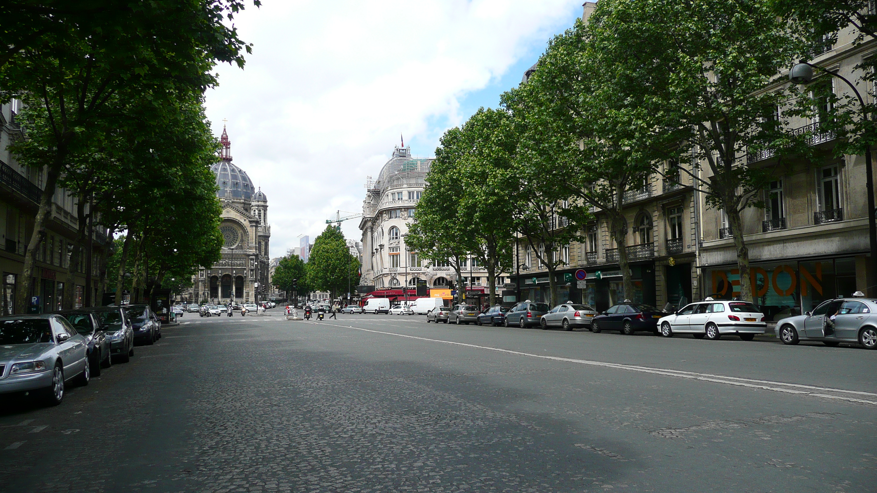 Photo France Paris Boulevard Malesherbes 2007-05 18
