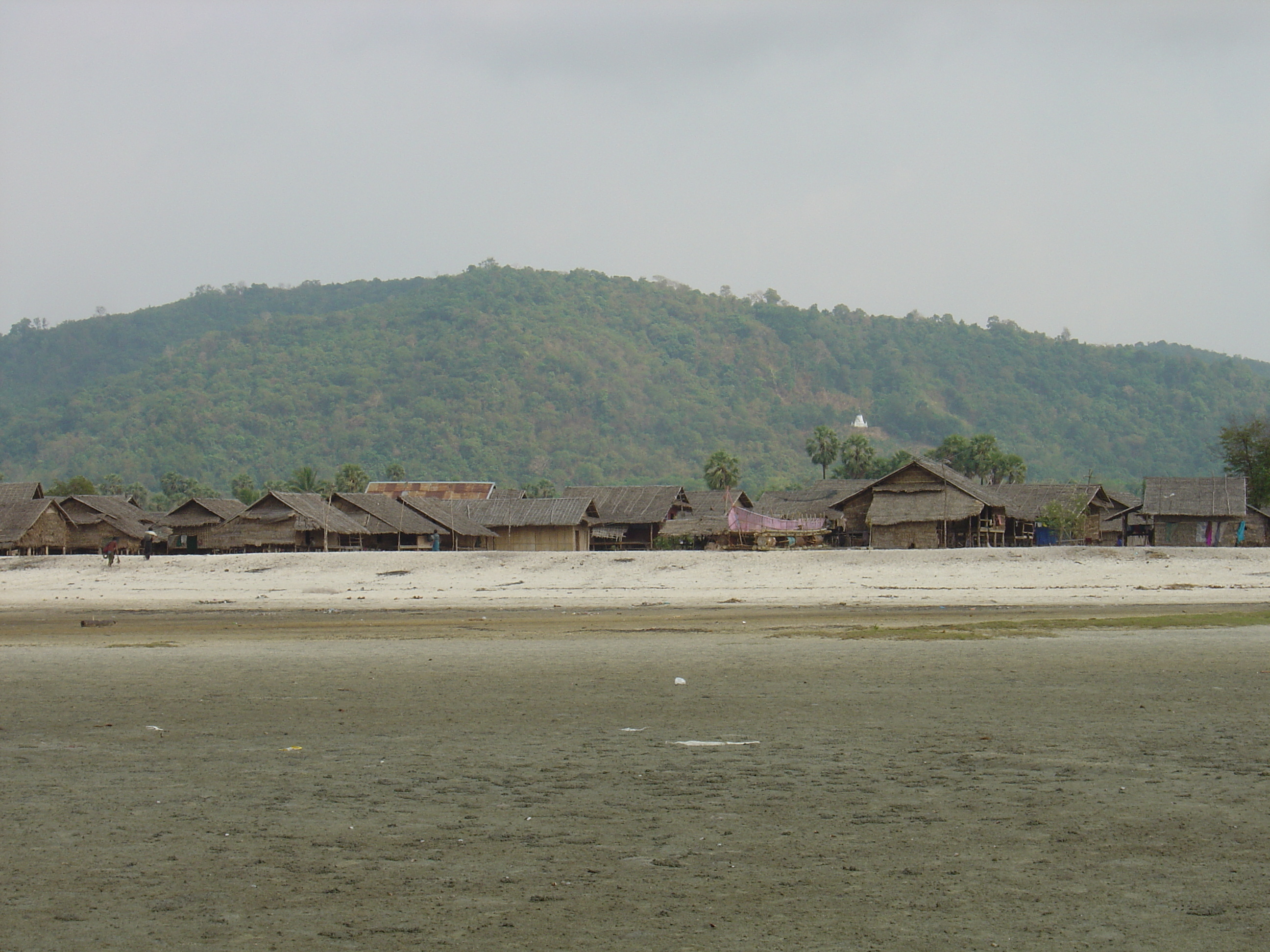 Photo Birmanie (Myanmar) Nord de Maungmagan 2005-01 47