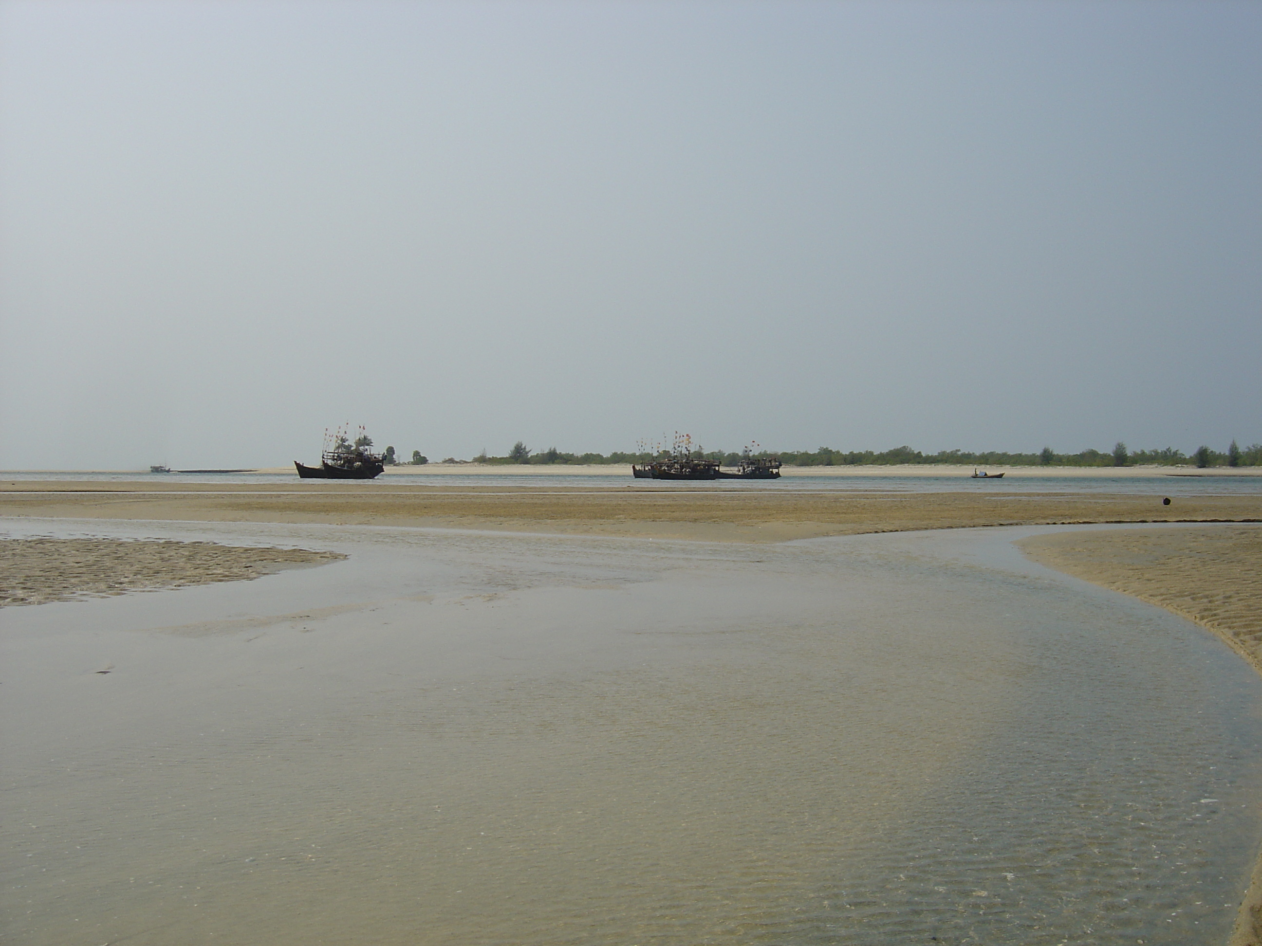 Photo Birmanie (Myanmar) Nord de Maungmagan 2005-01 29