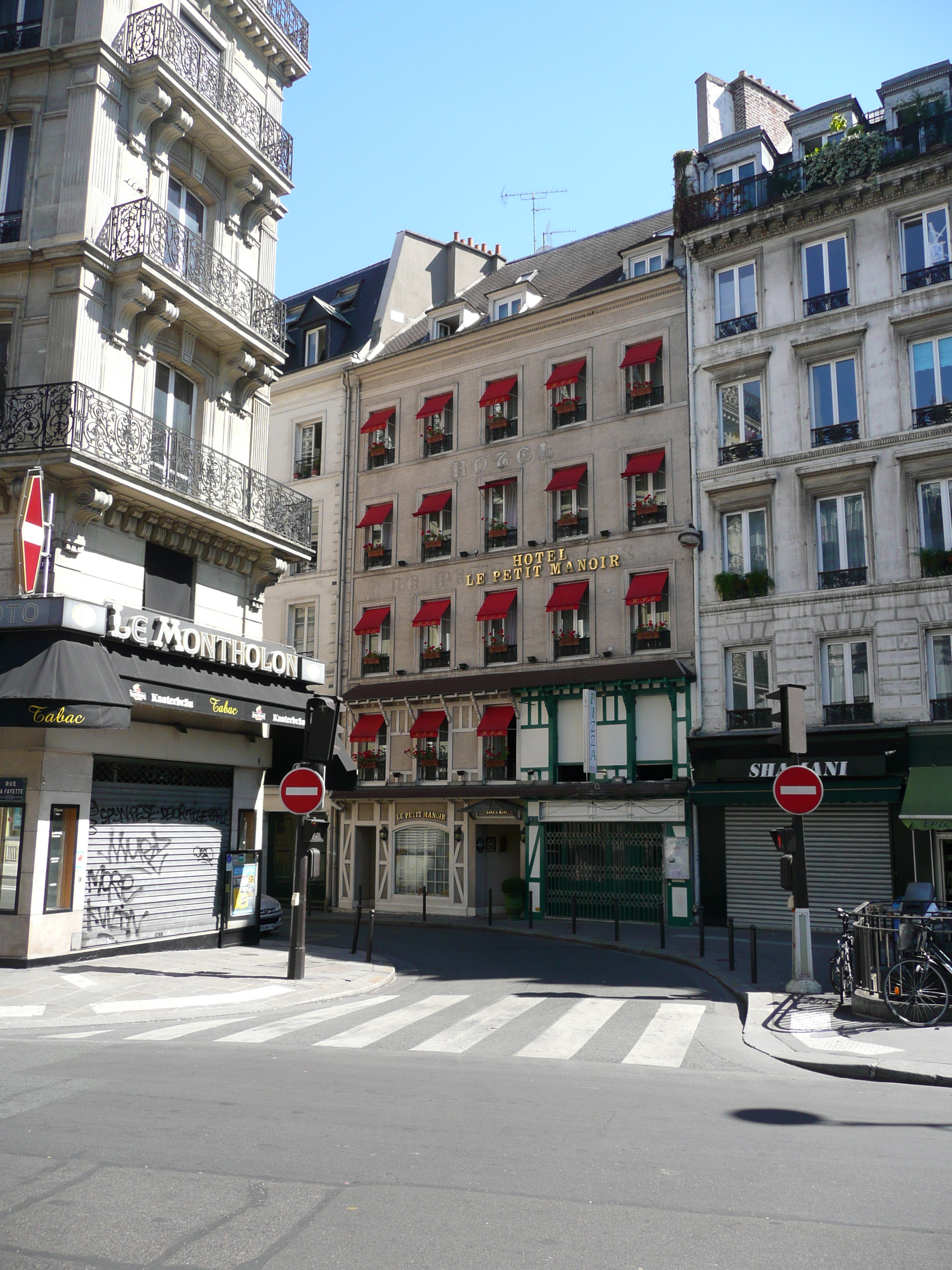 Photo France Paris Rue La Fayette 2007-08 139