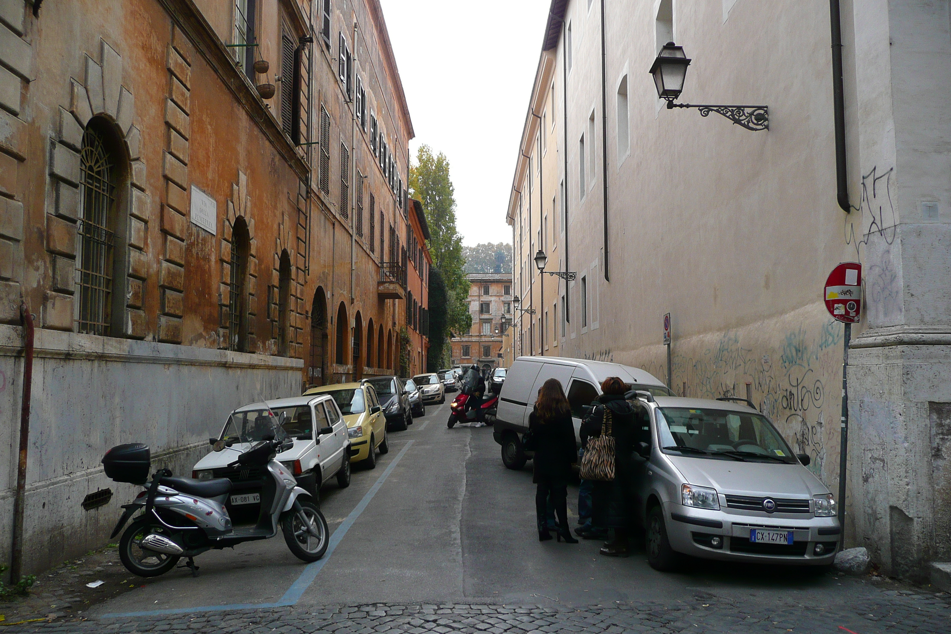 Photo Italie Rome rue della Lungara 2007-11 6