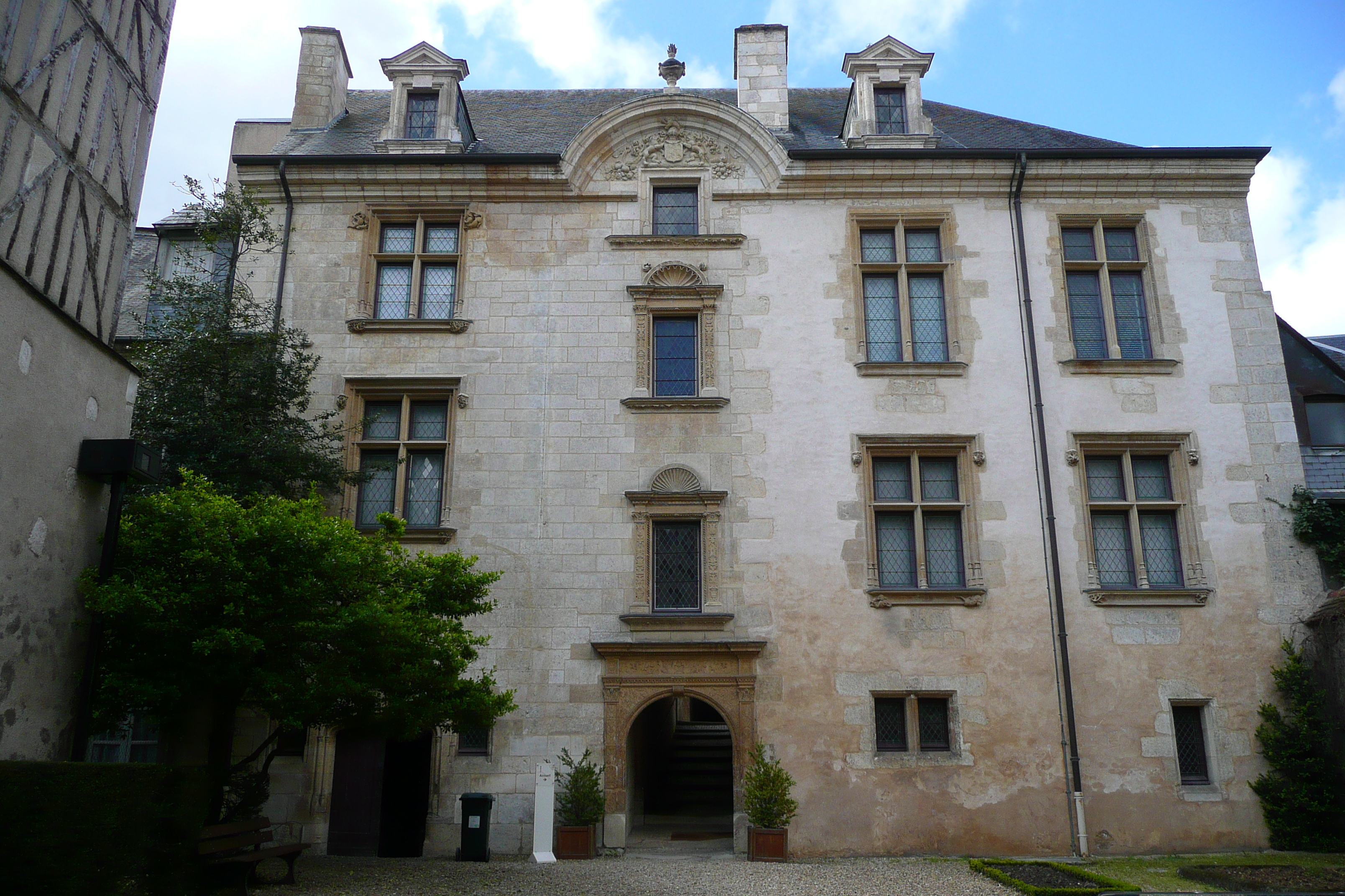 Photo France Bourges 2008-04 80
