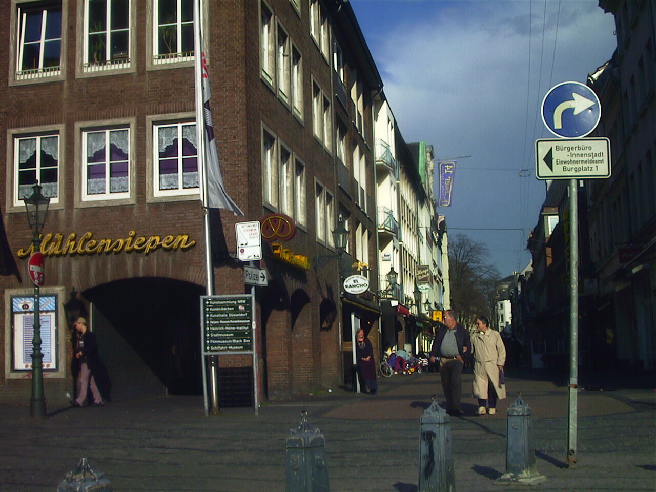 Photo Allemagne Dusseldorf 2000-04 14