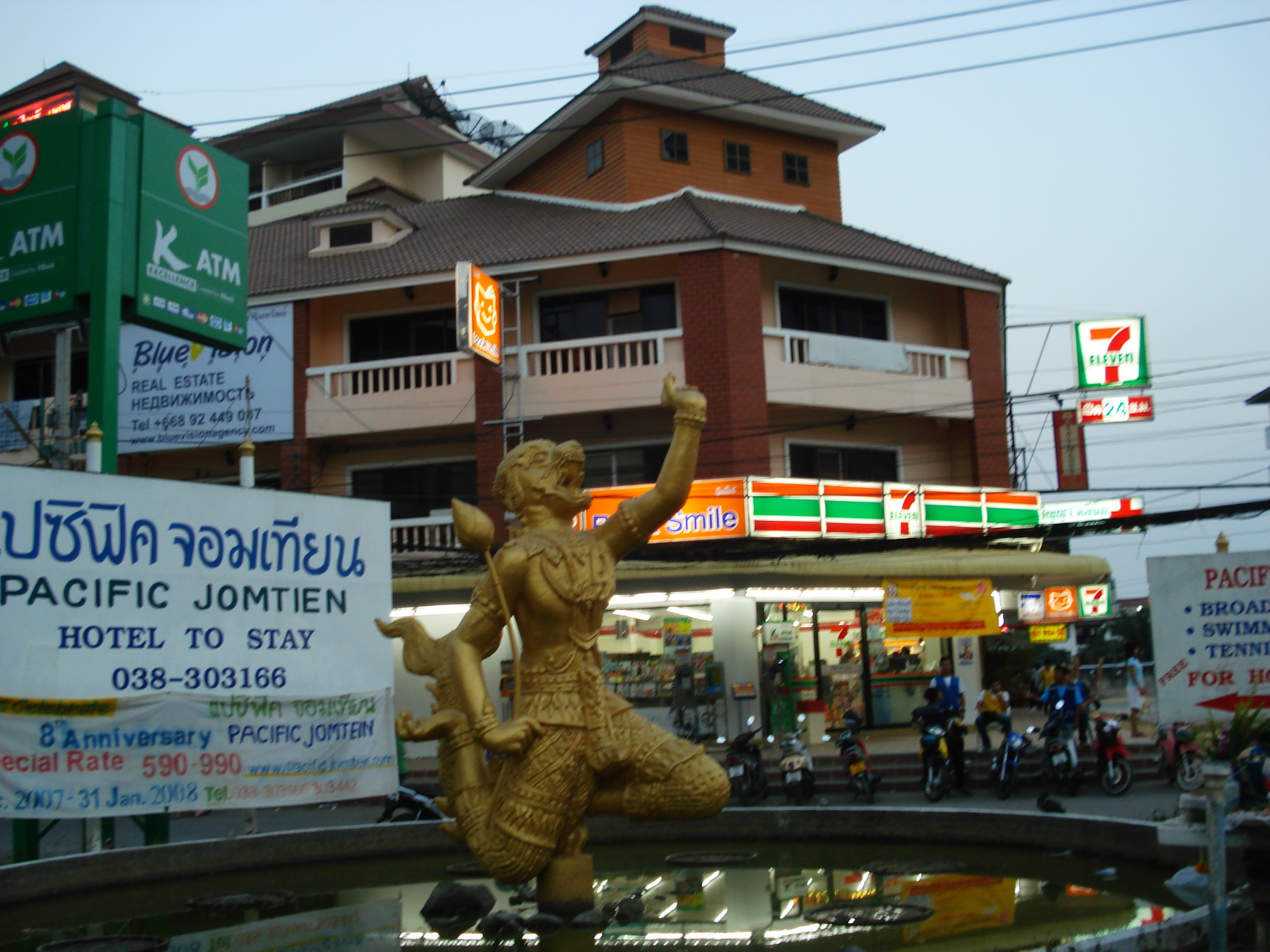 Photo Thaïlande Jomtien Thappraya 2008-01 17