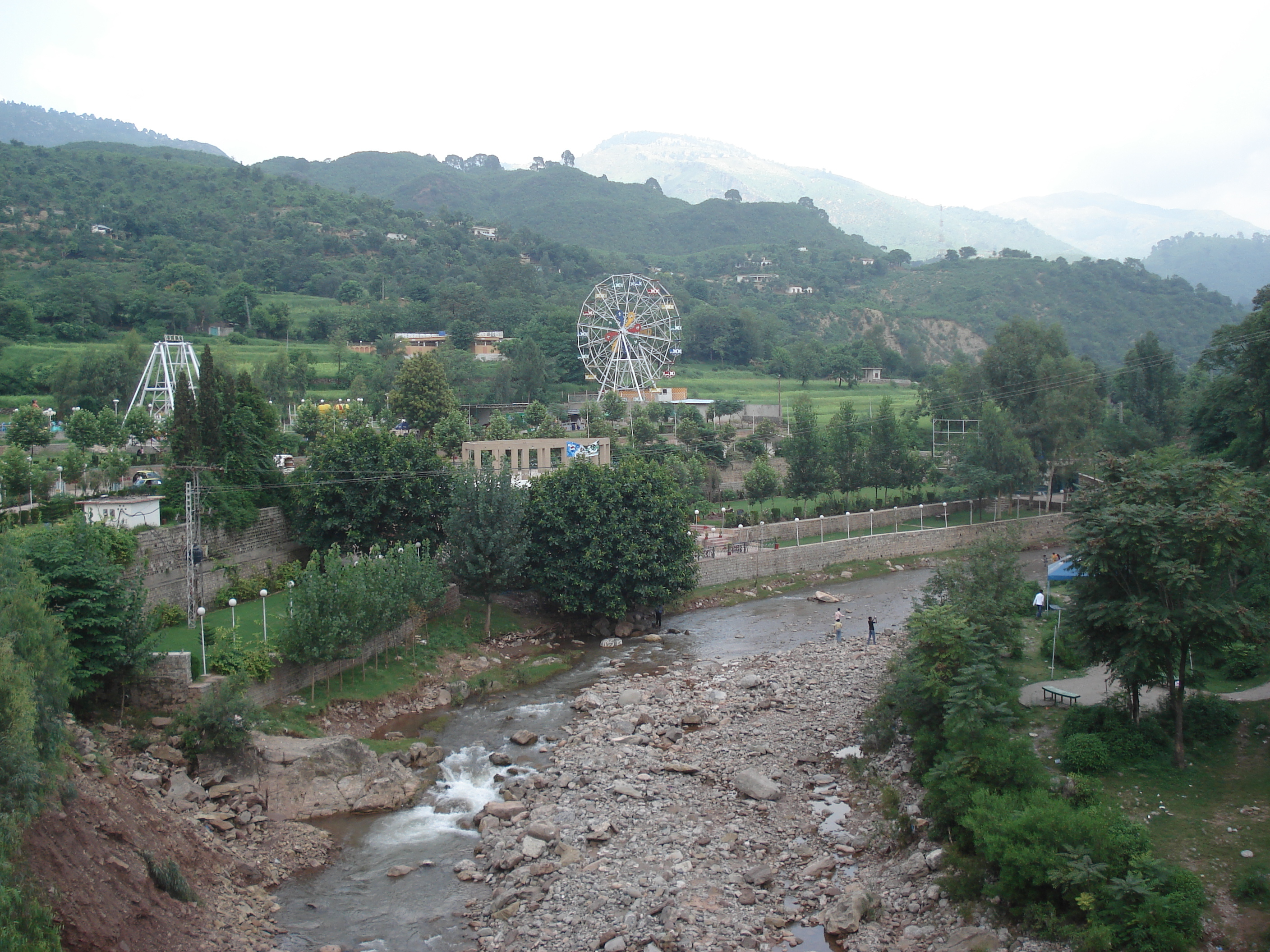 Photo Pakistan Route de Islamabad à Murree 2006-08 62
