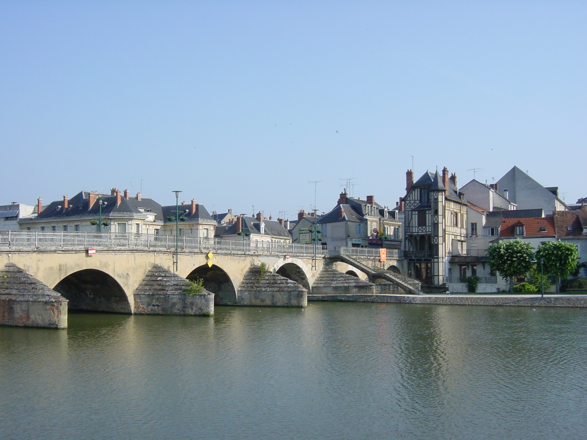 Photo France Vierzon 2003-05 2
