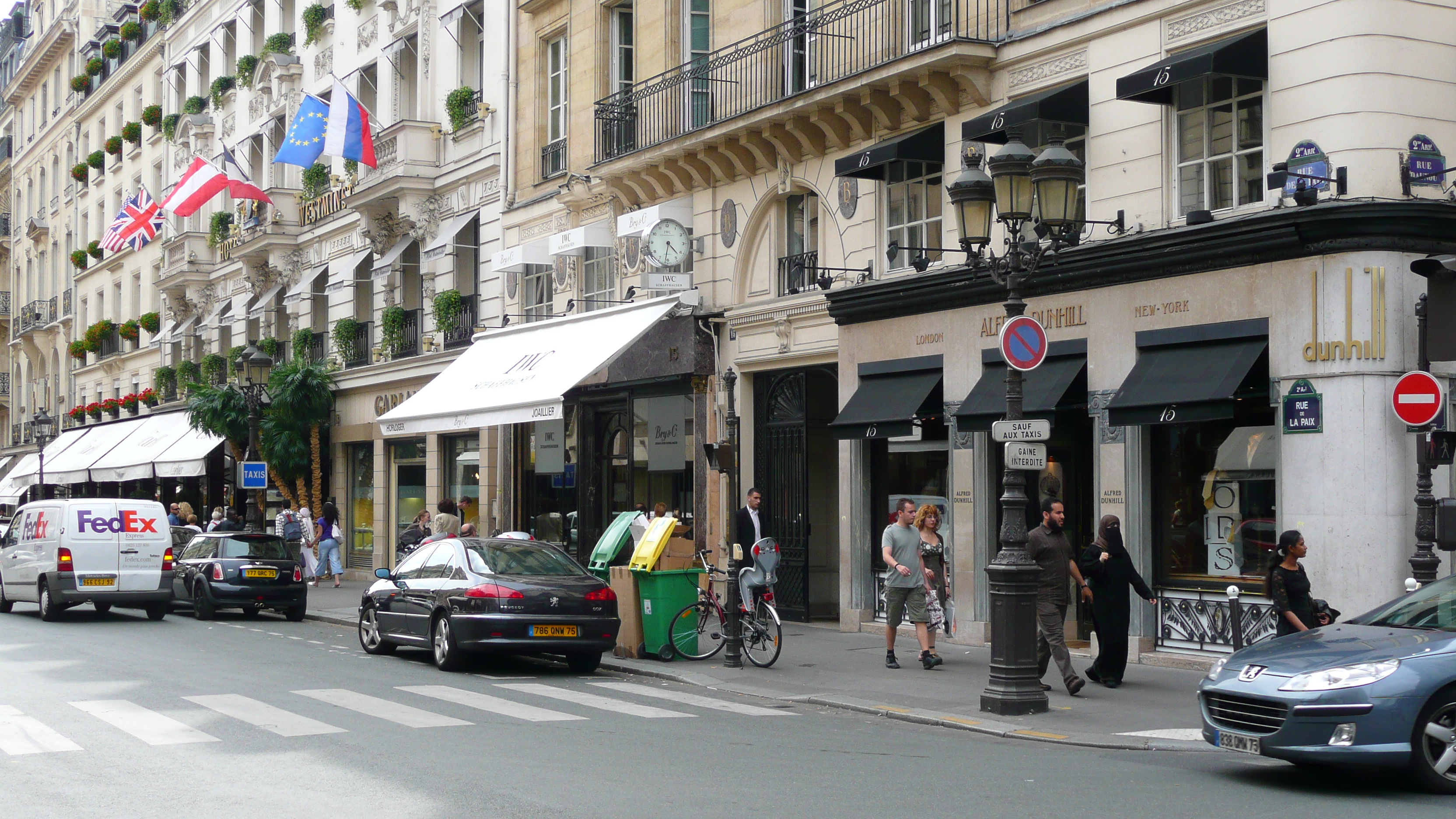 Photo France Paris Rue de la Paix 2007-07 23