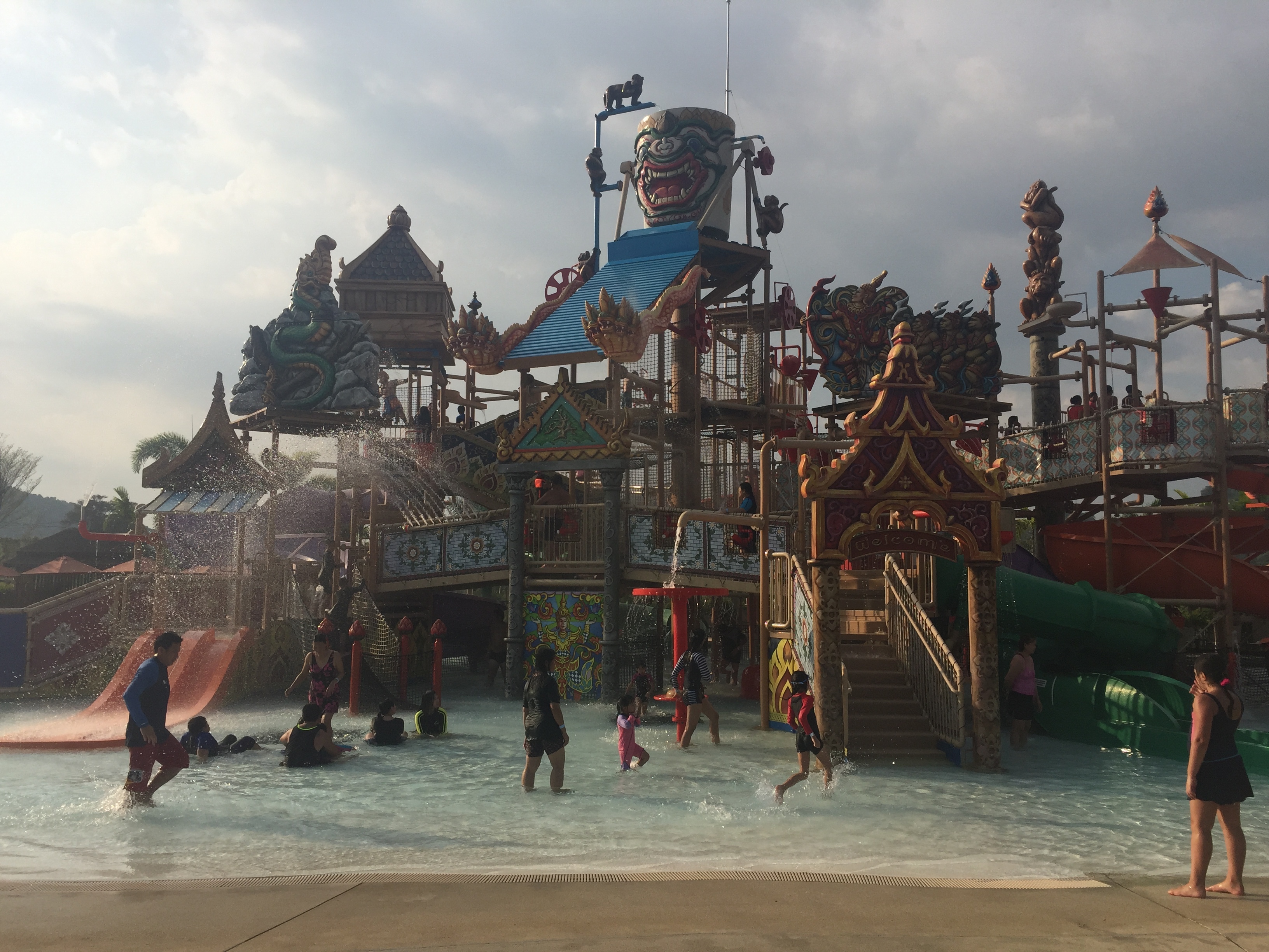 Photo Thaïlande Pattaya Parc aquatique Ramayana 2016-12 46