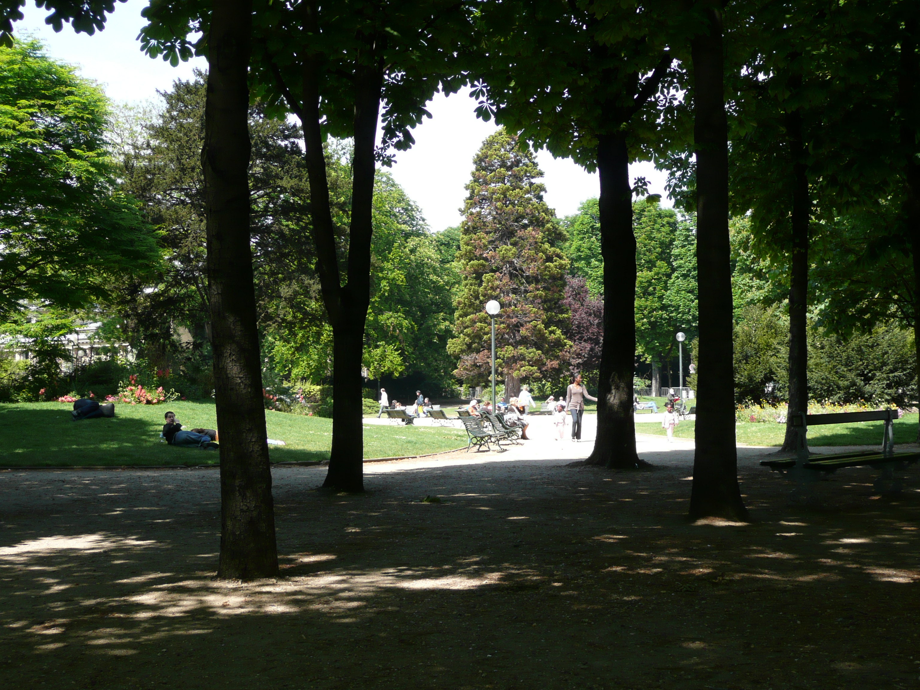 Photo France Paris Avenue des Champs Elysees 2007-05 19