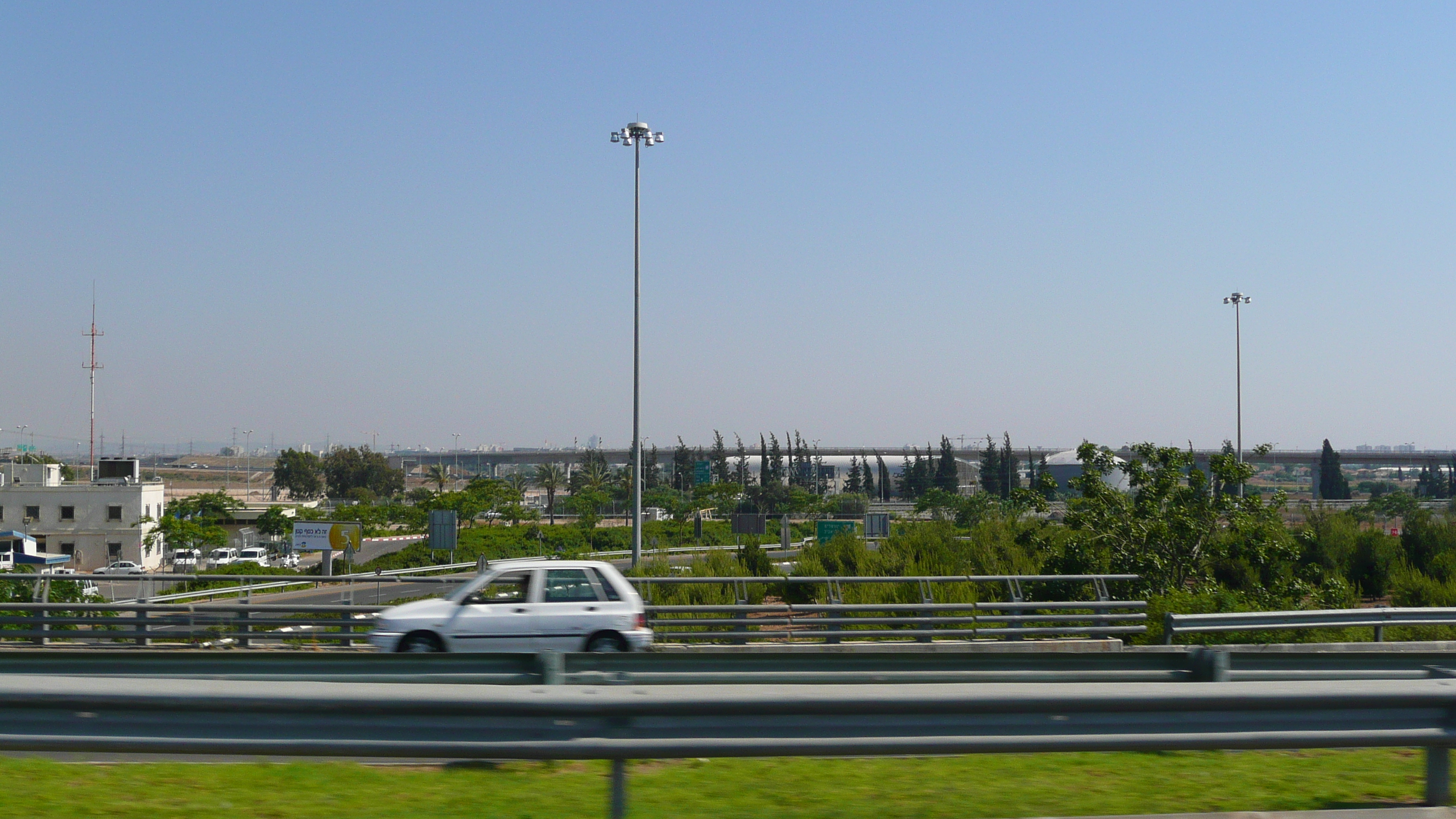 Photo Israel Route de Tel Aviv à Ben Gurion 2007-06 36