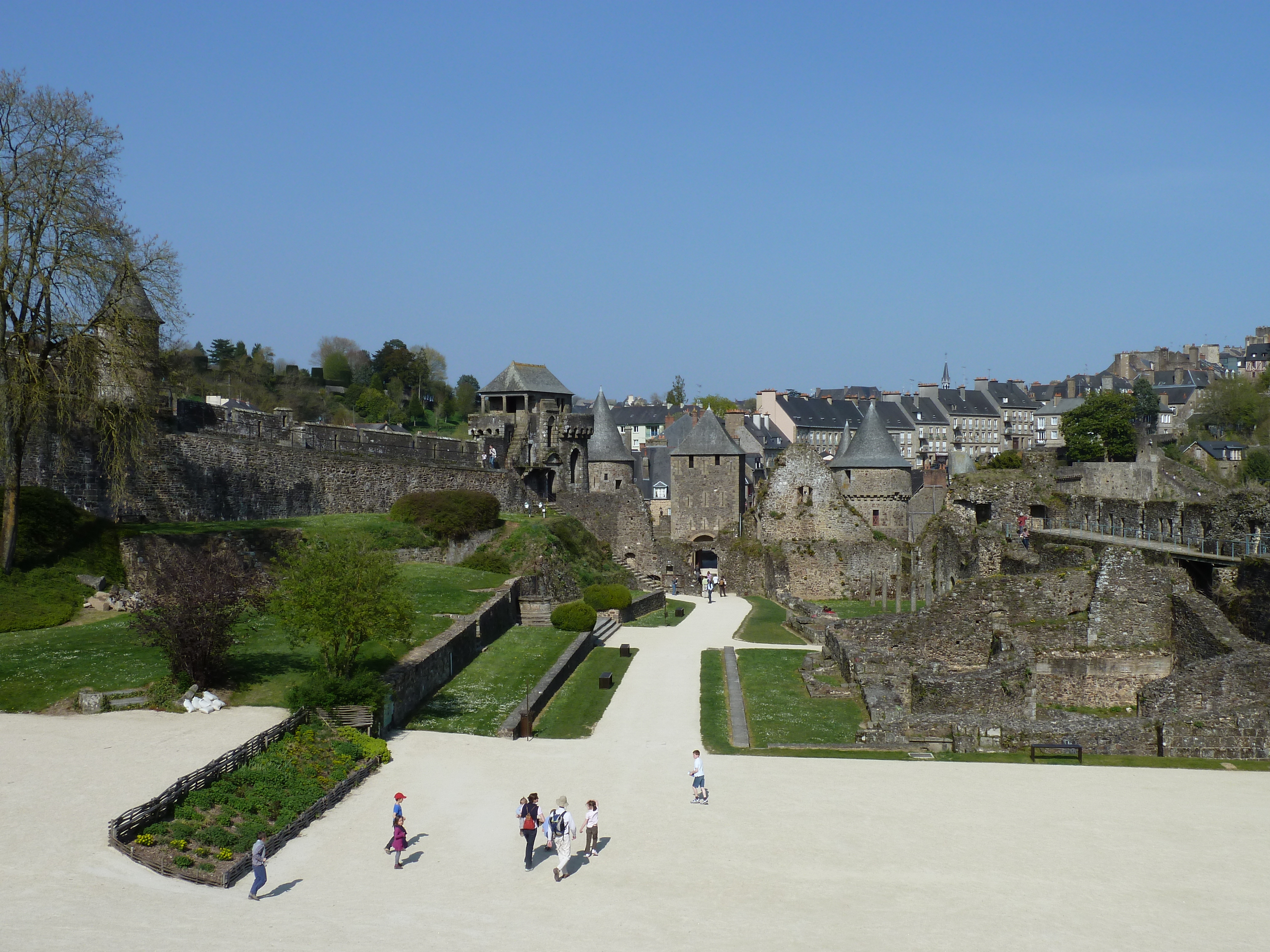 Photo France Fougères 2010-04 130